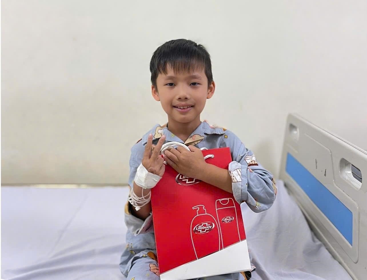 Lifebuoy anh 1
