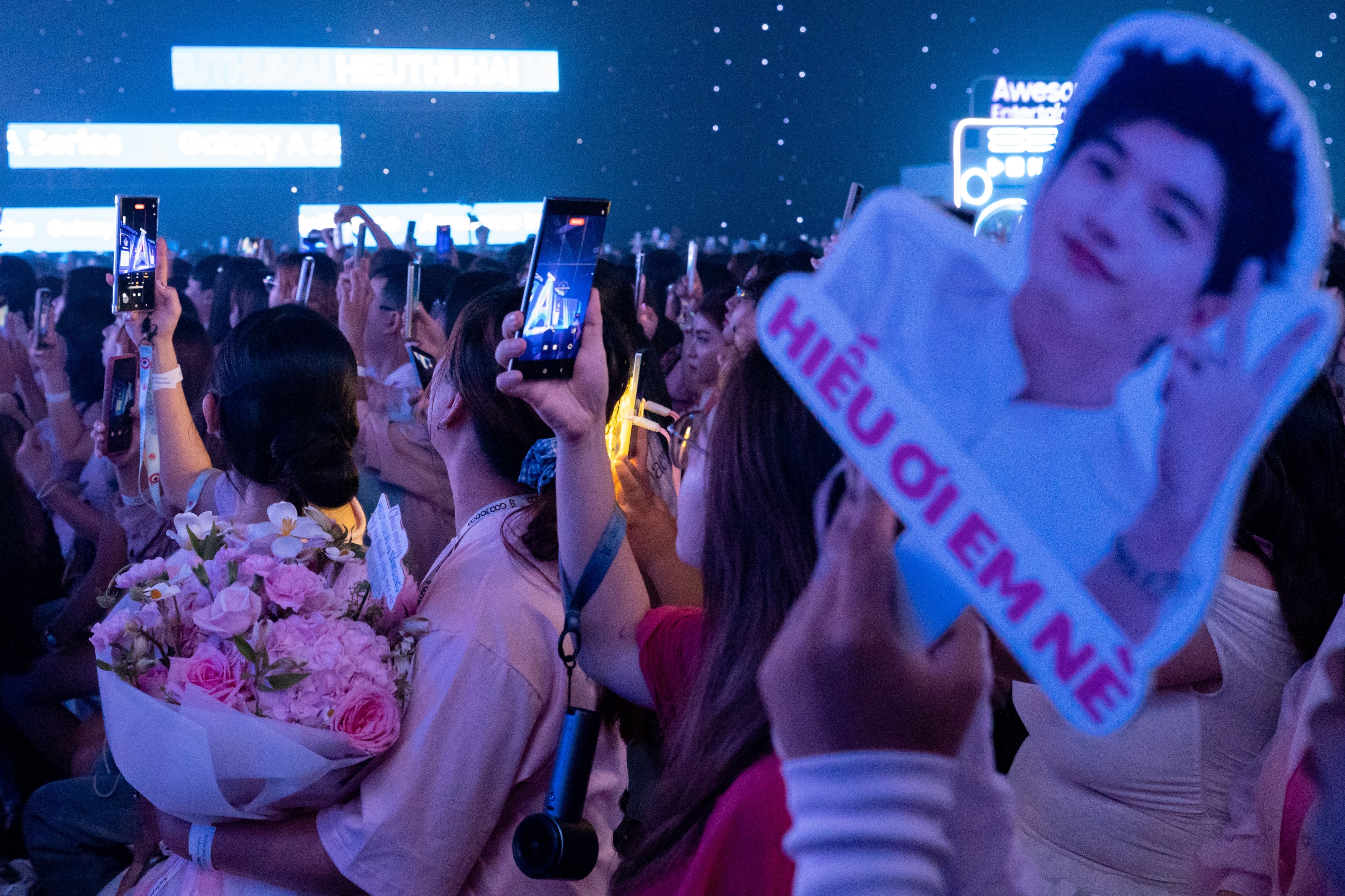 Samsung Galaxy anh 14