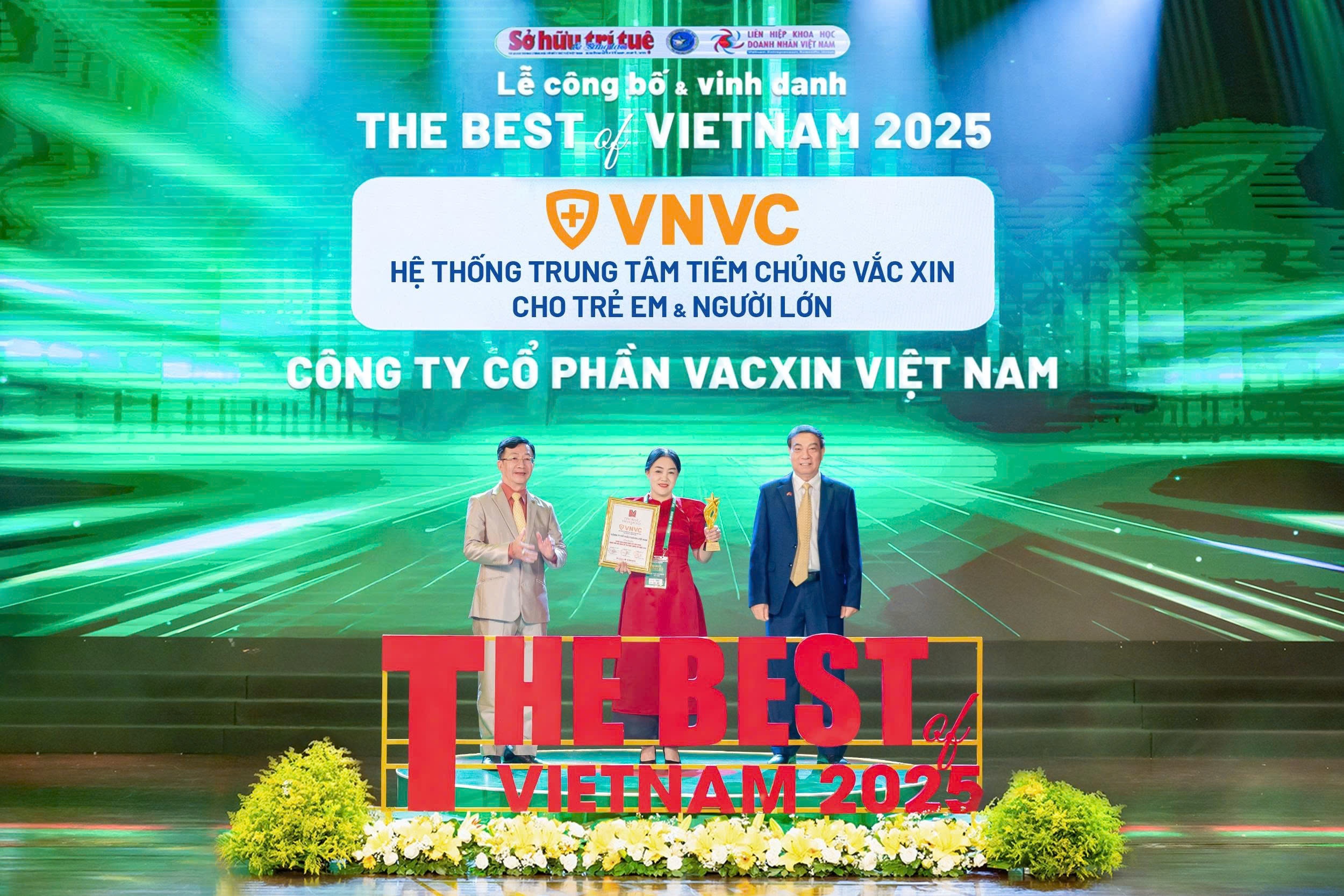 tiem chung VNVC anh 2