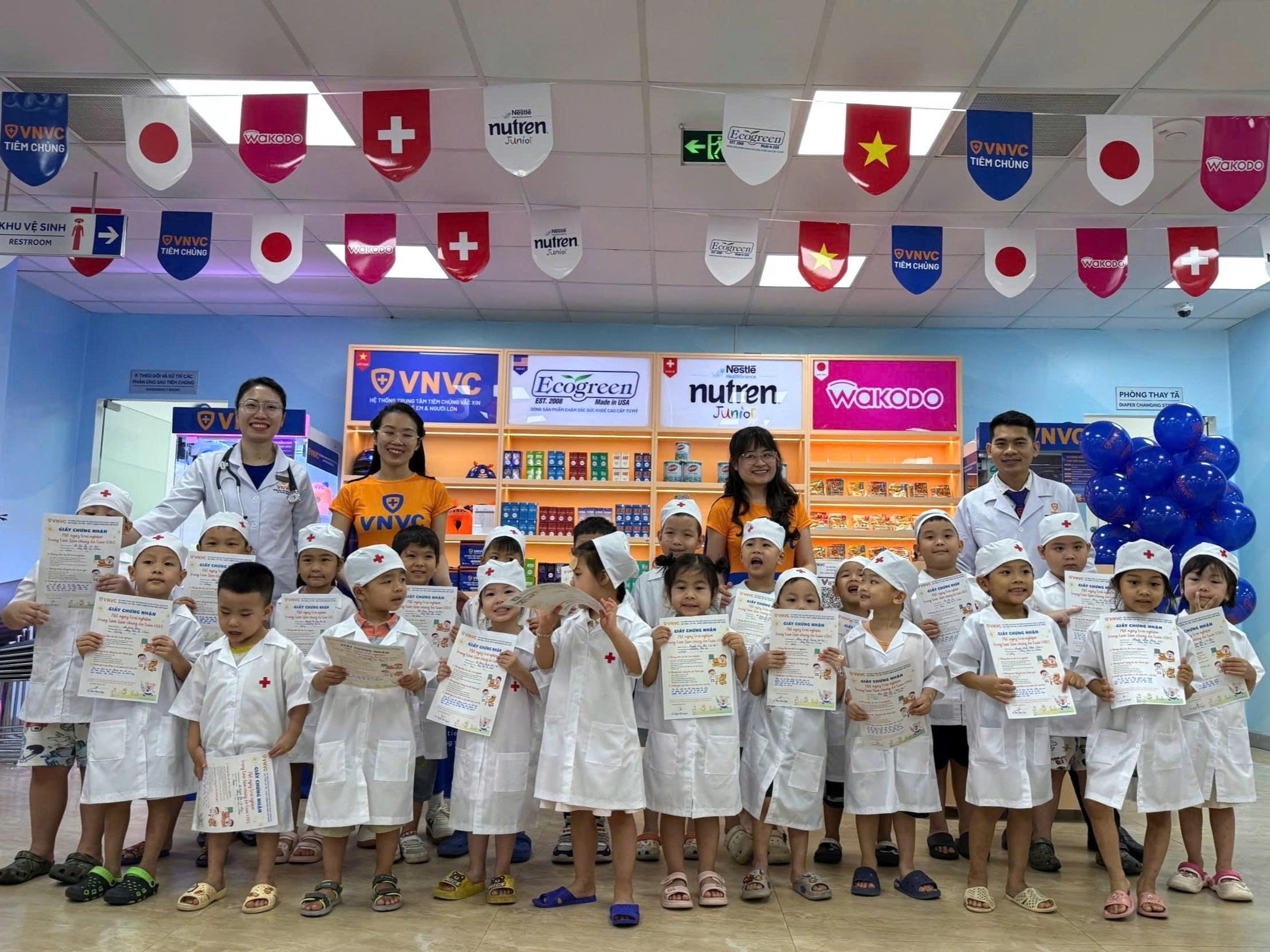 tiem chung VNVC anh 16