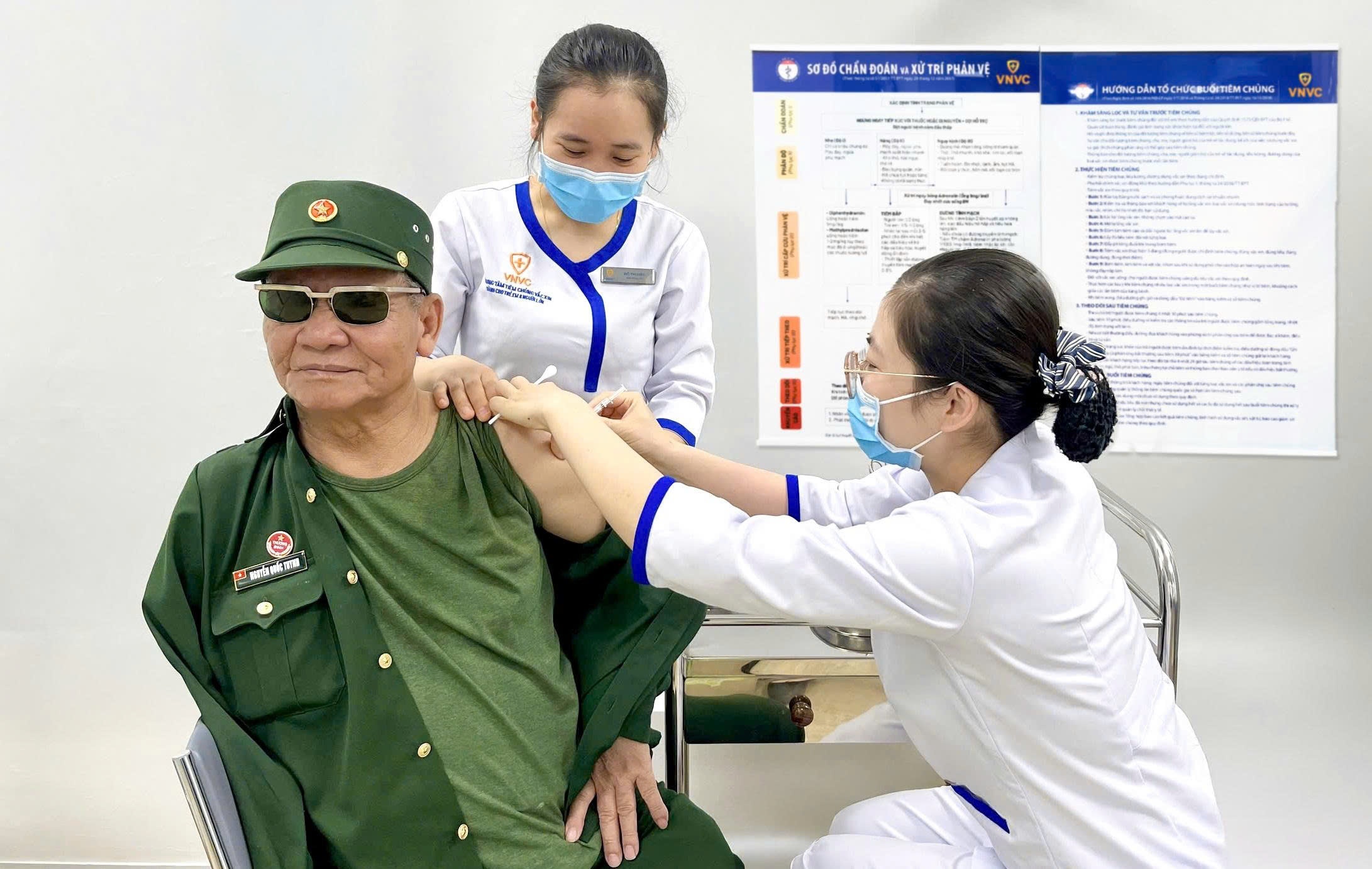 tiem chung VNVC anh 18