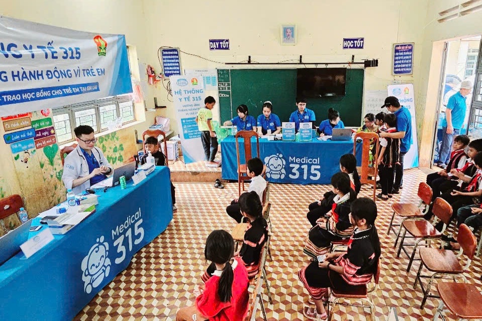 He thong y te 315 dong hanh cung cac hoat dong xa hoi hinh anh