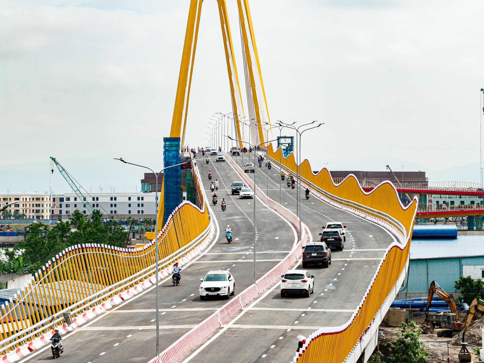 Cau Hoang Gia anh 2