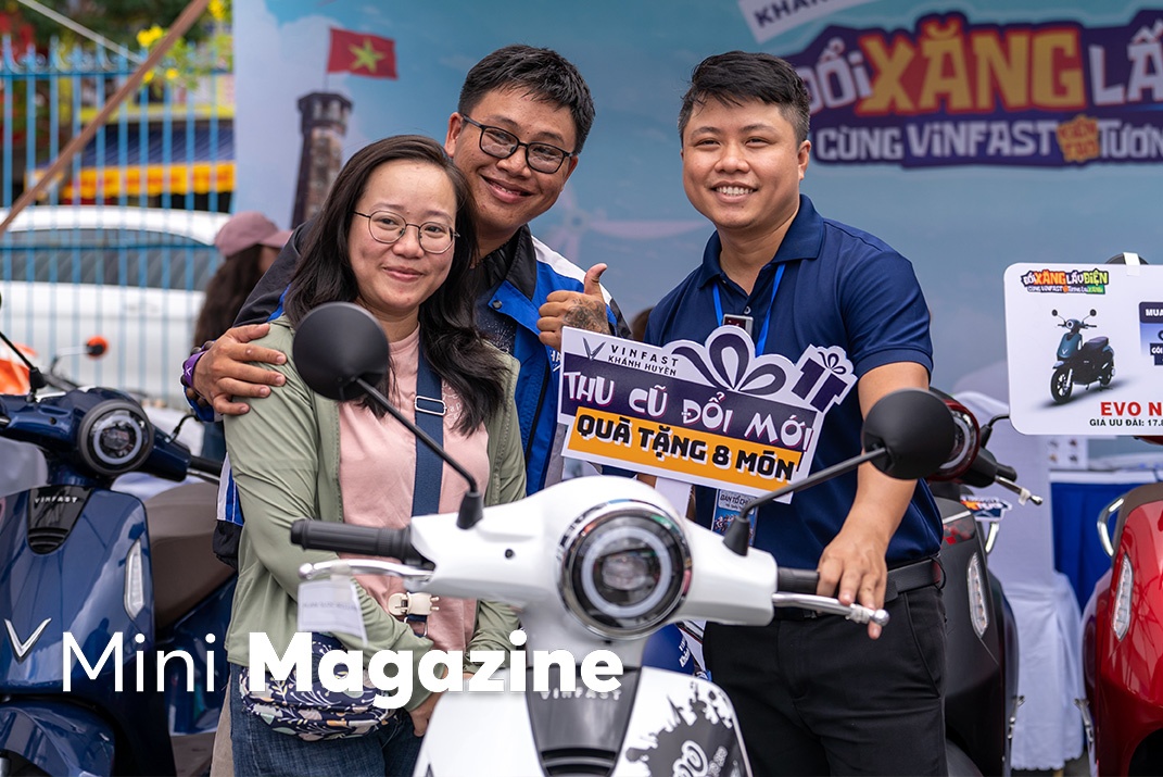 Tan dung uu dai, nguoi dan TP.HCM tranh thu 'len doi' xe dien VinFast hinh anh