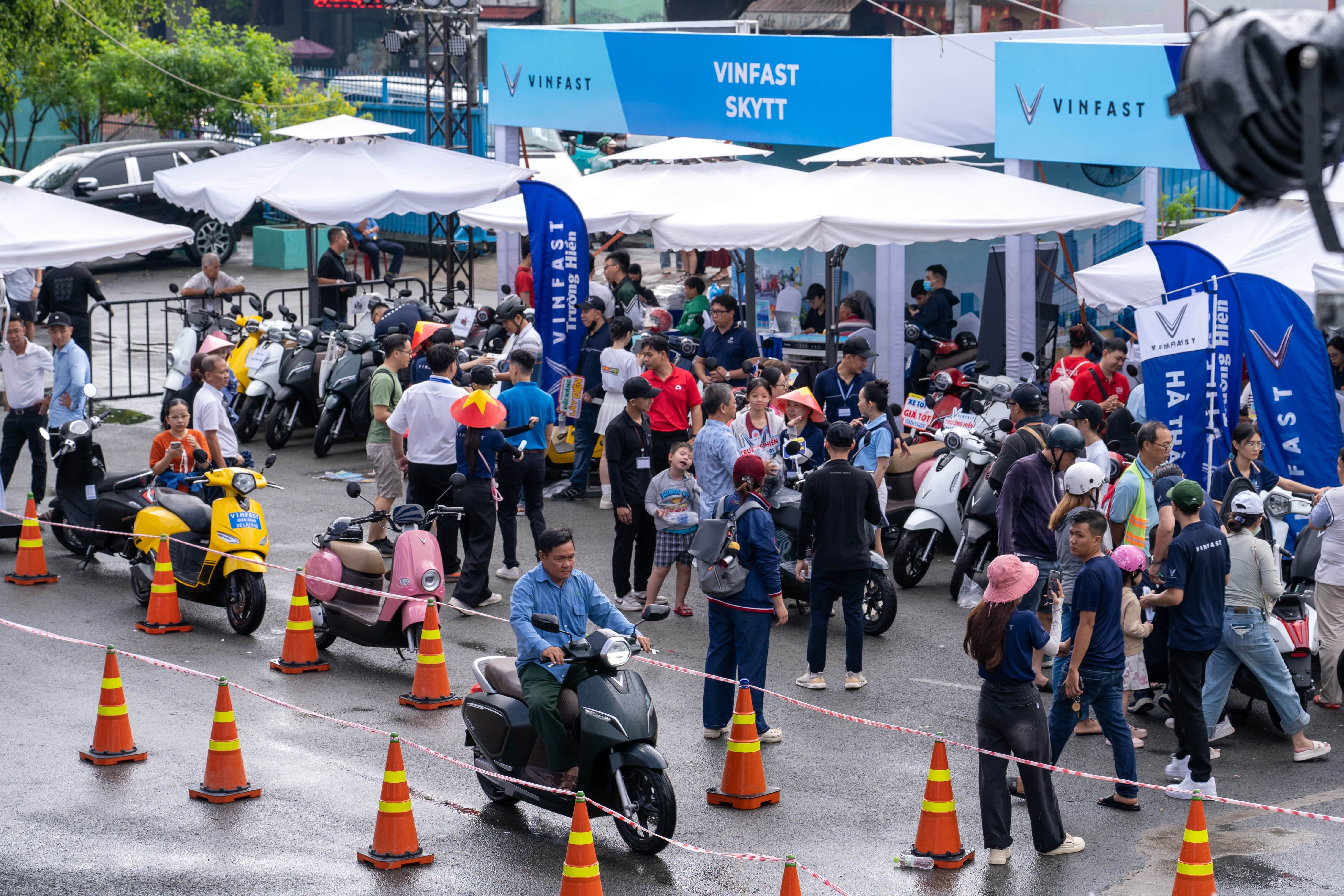 Doi xang lay dien anh 1