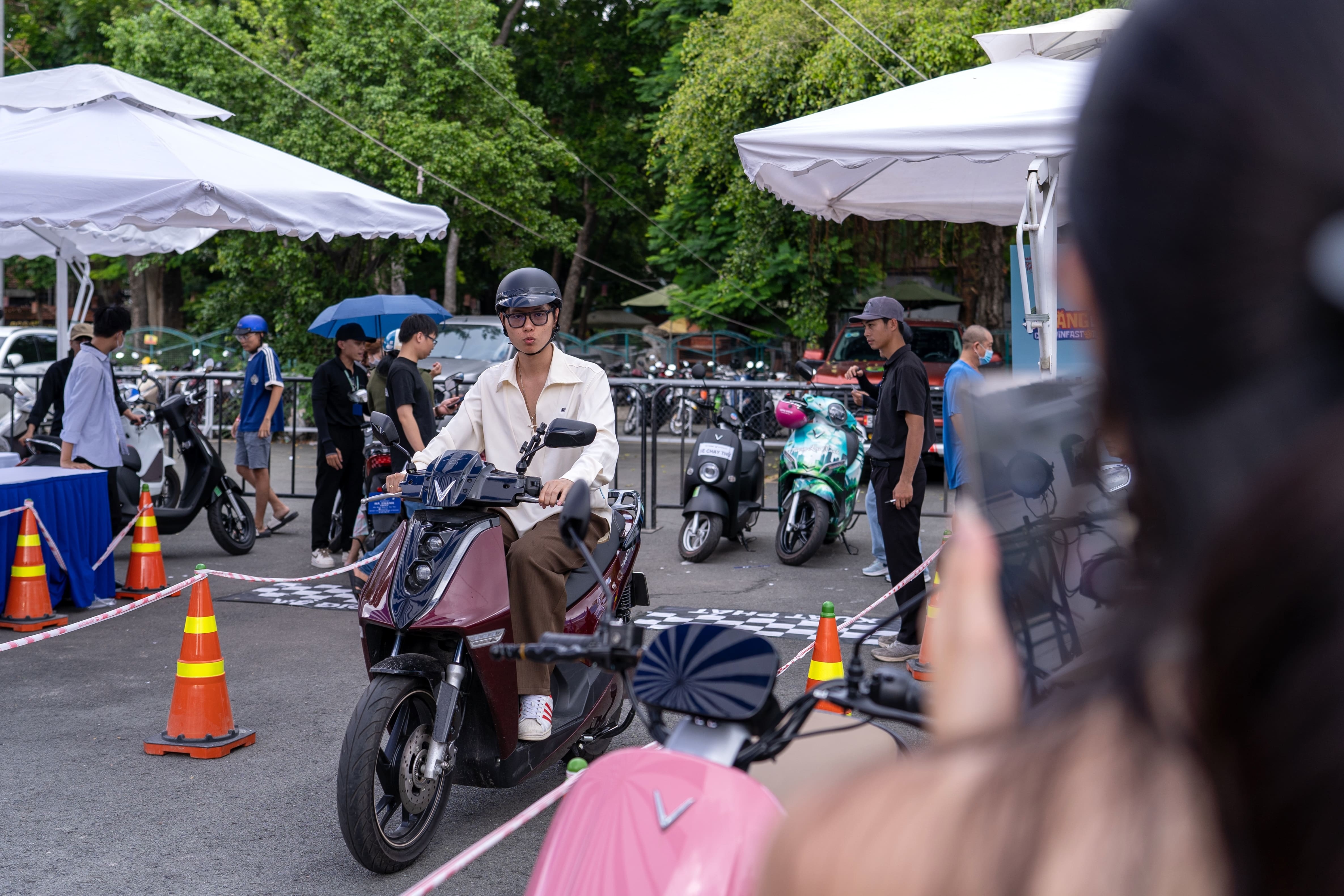 Doi xang lay dien anh 11