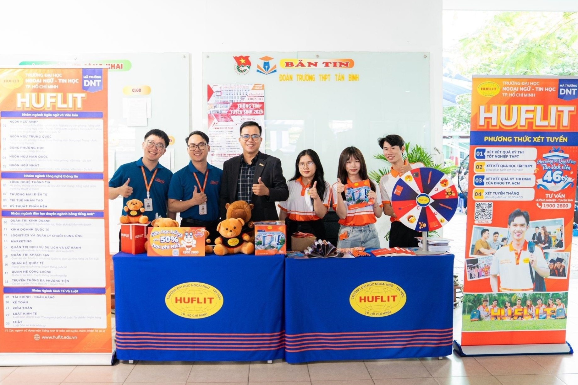 HUFLIT cong bo diem nhan ho so xet tuyen nam 2025 hinh anh