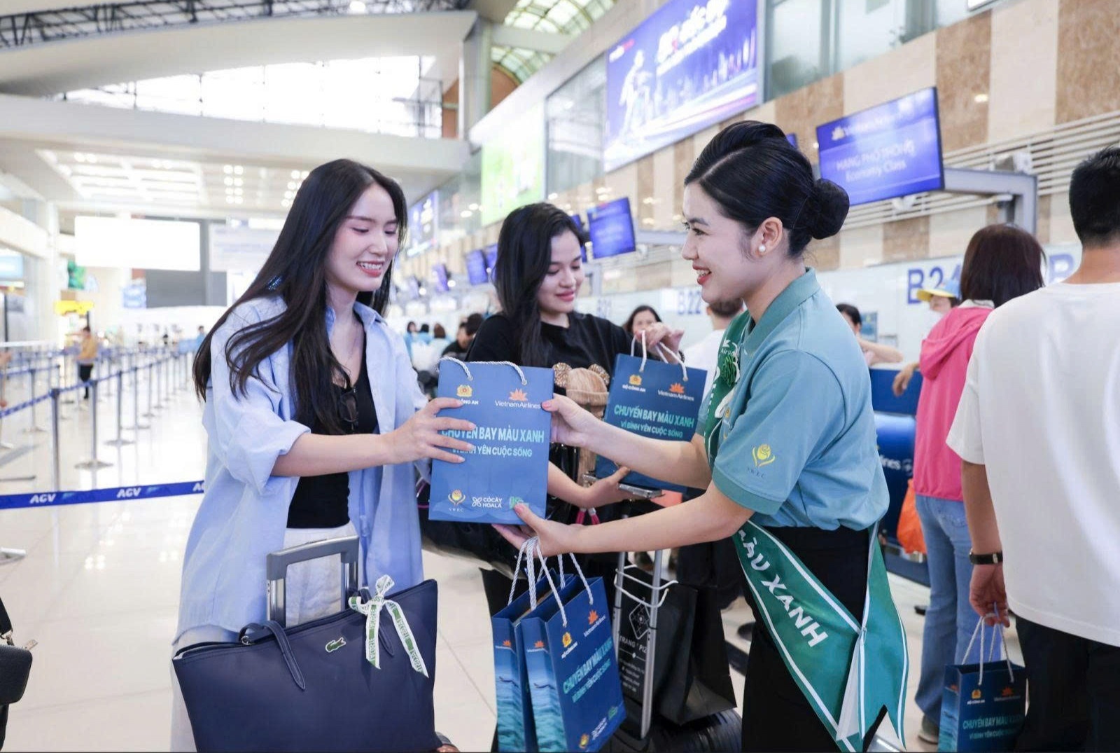 Vietnam Airlines anh 3