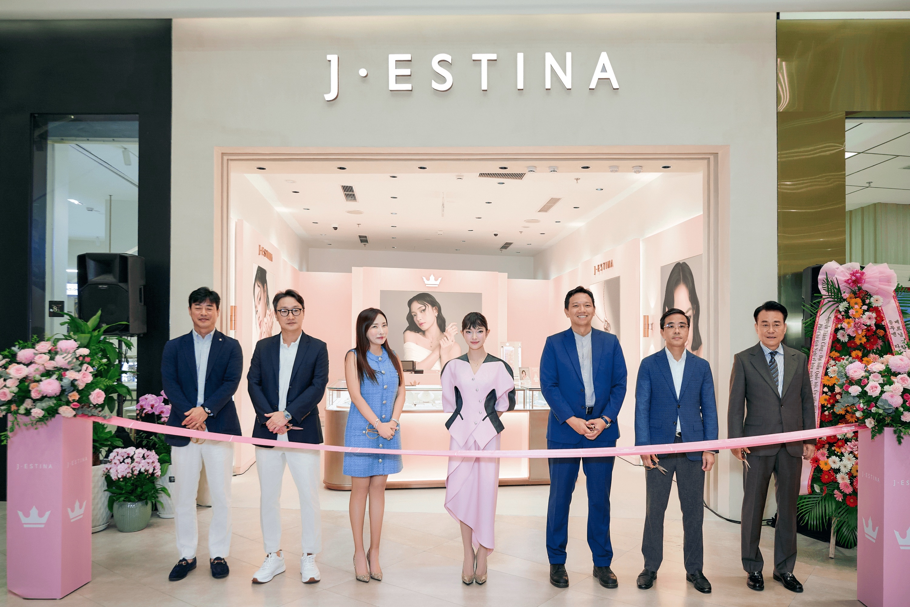 Trang suc J.ESTINA anh 1