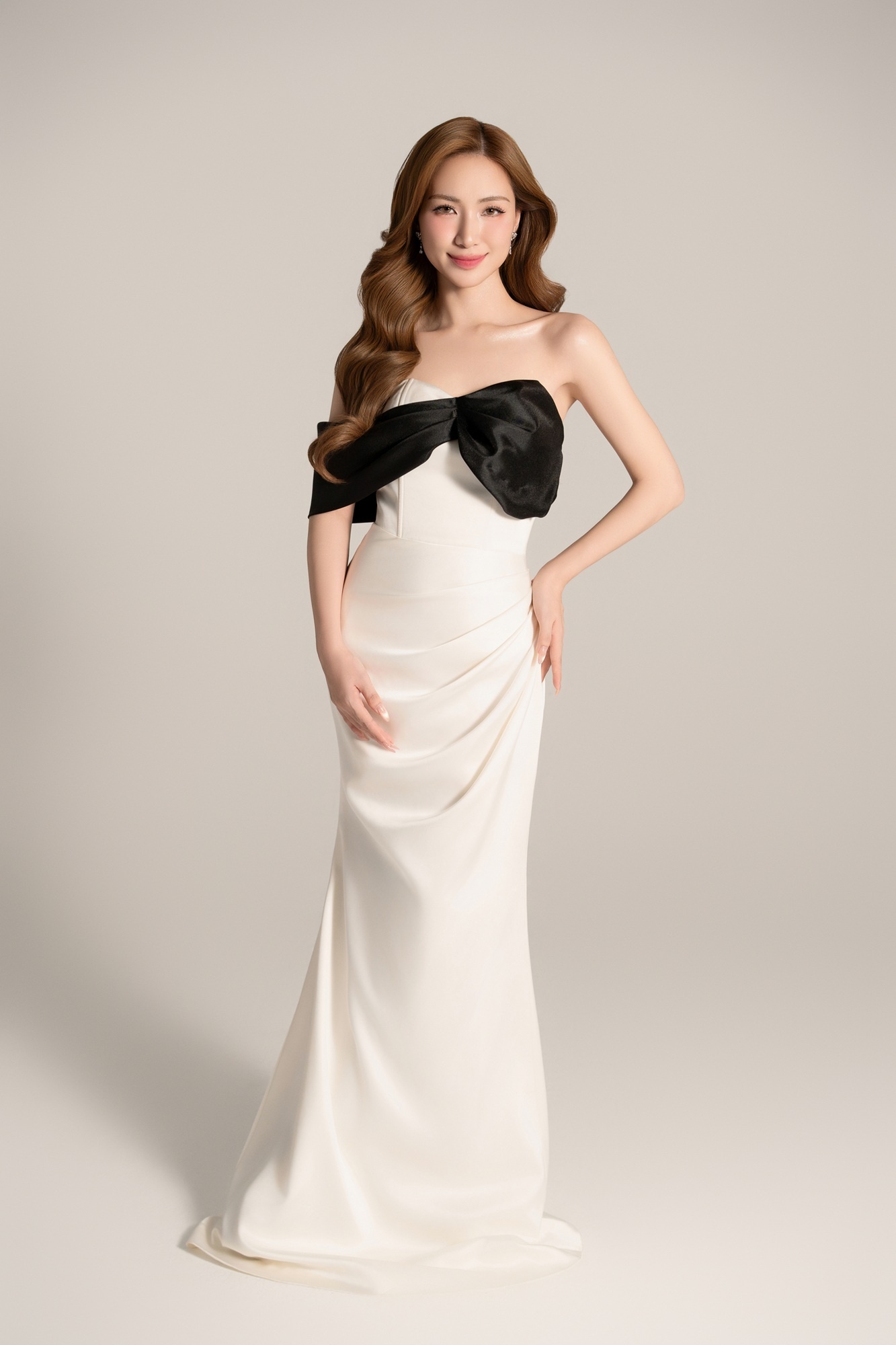 Hòa Minzy sở hữu giọng hát nội lực cùng sự sáng tạo độc đáo trong âm nhạc.