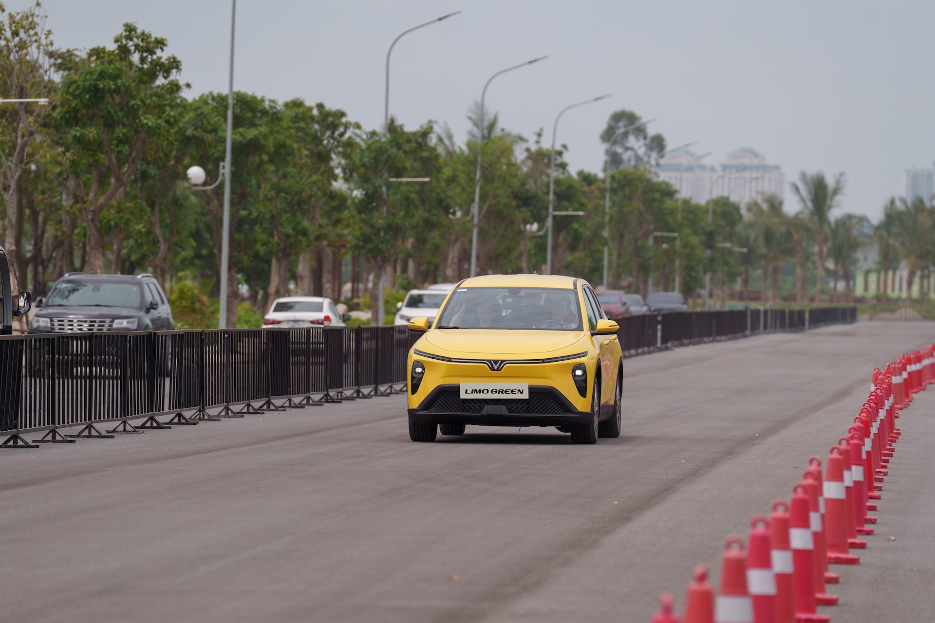 VinFast anh 3
