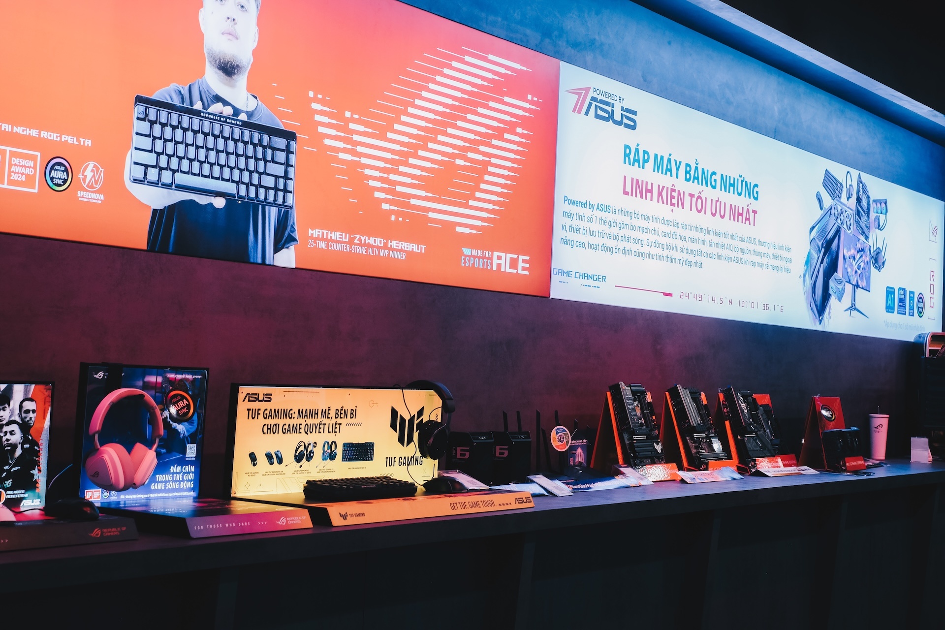 Asus,  Asus Exclusive Store anh 12
