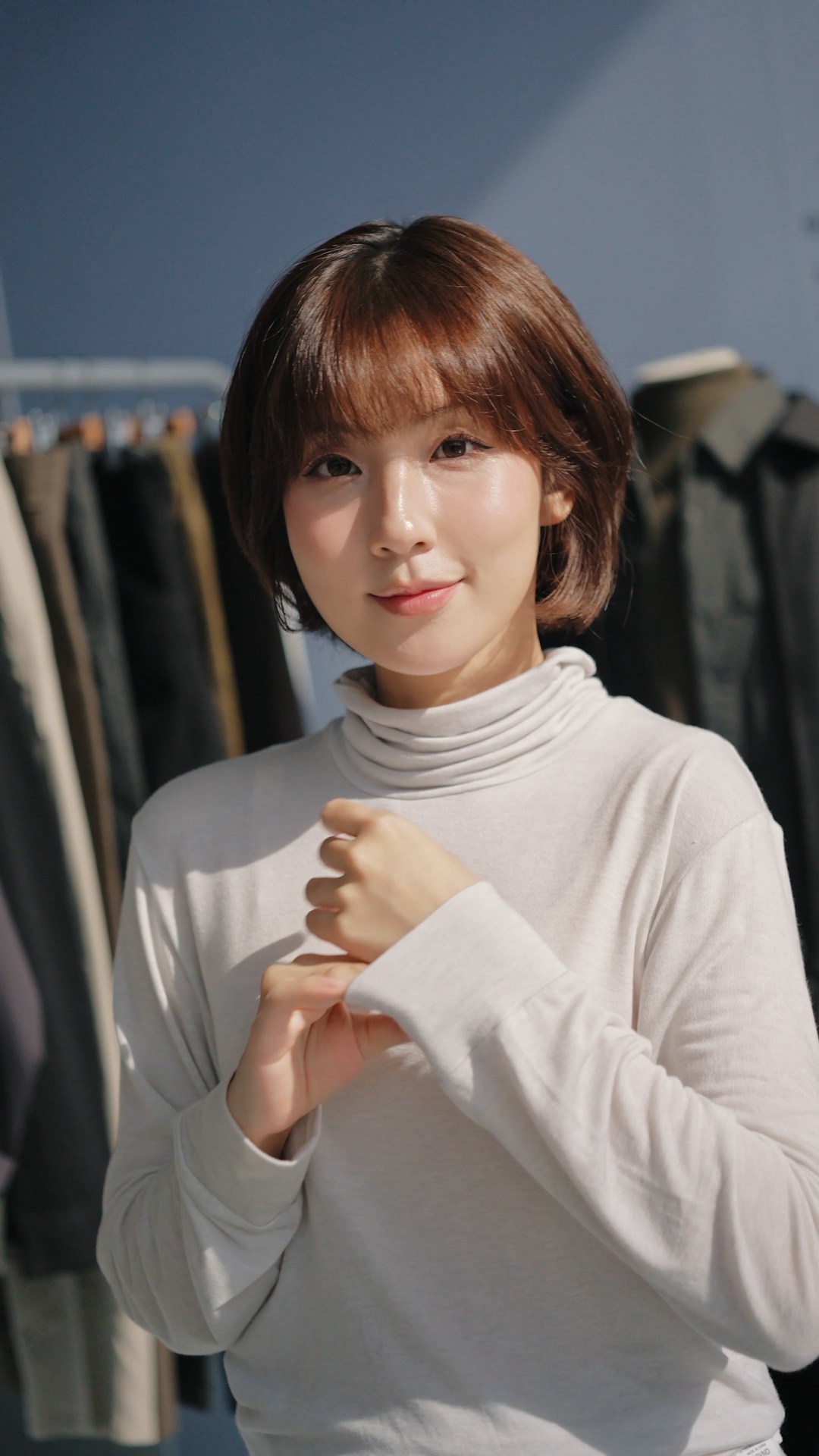 Uniqlo thu dong 2025 anh 4