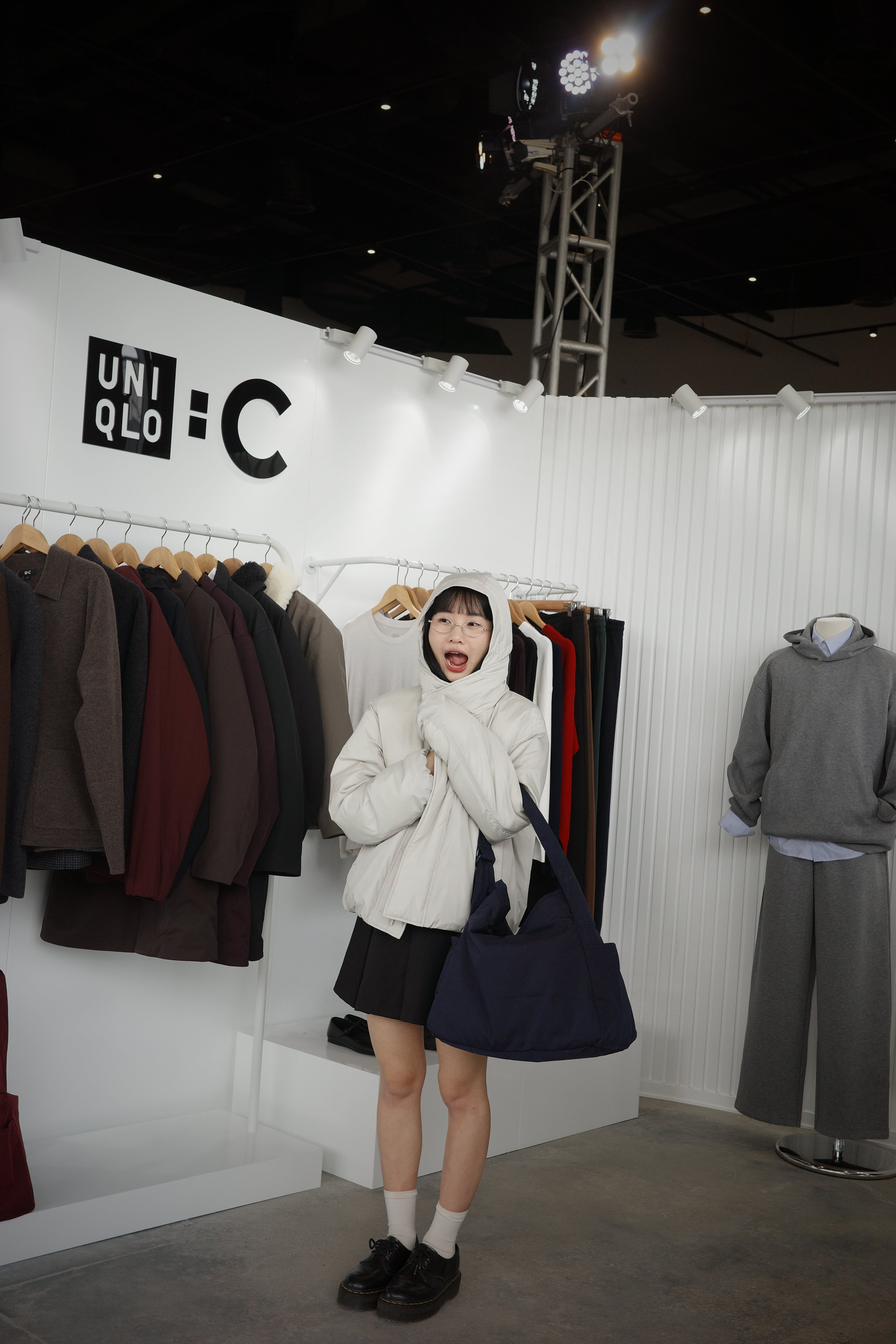 Uniqlo thu dong 2025 anh 8