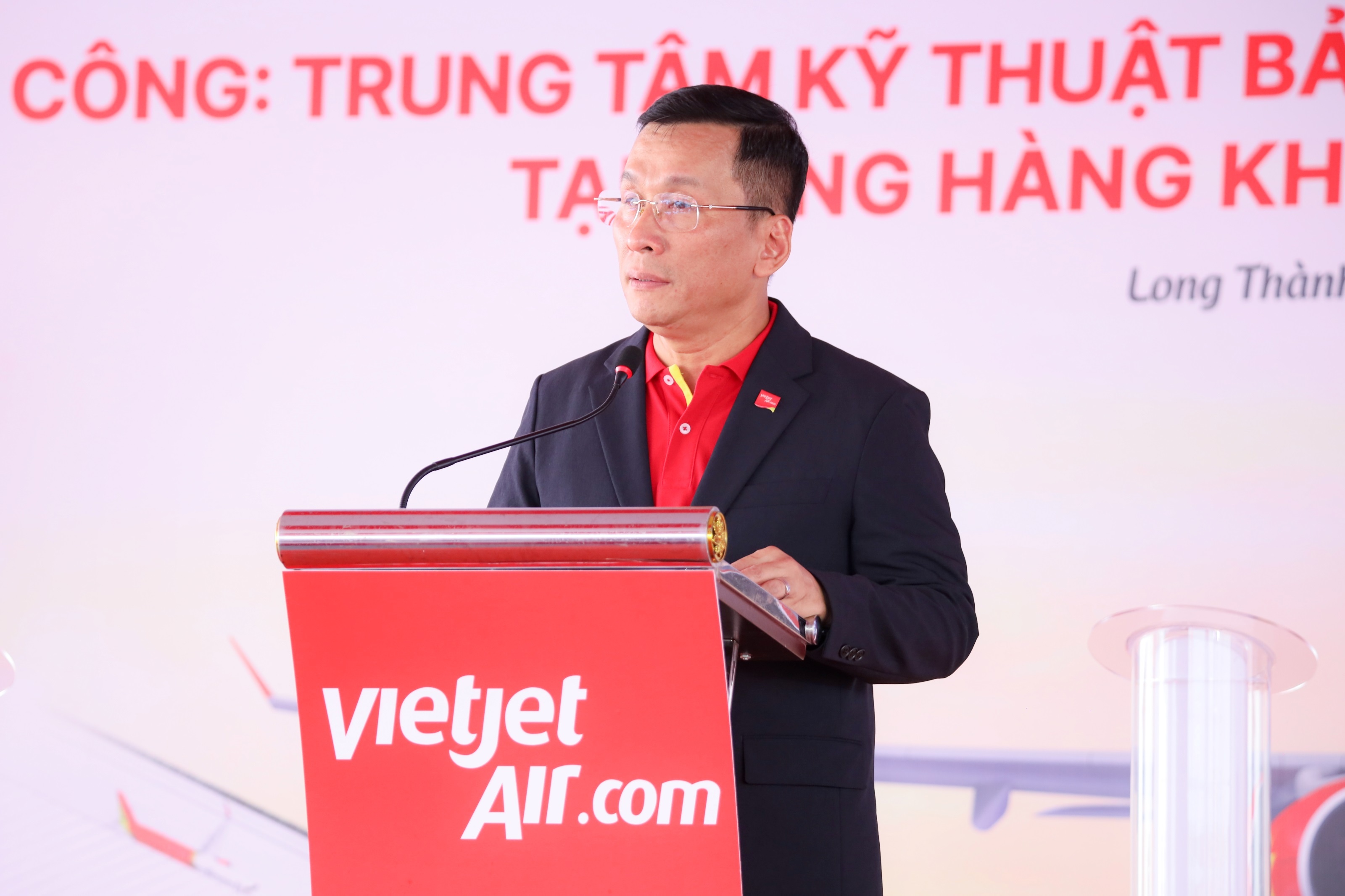 Hang hang khong Vietjet anh 2