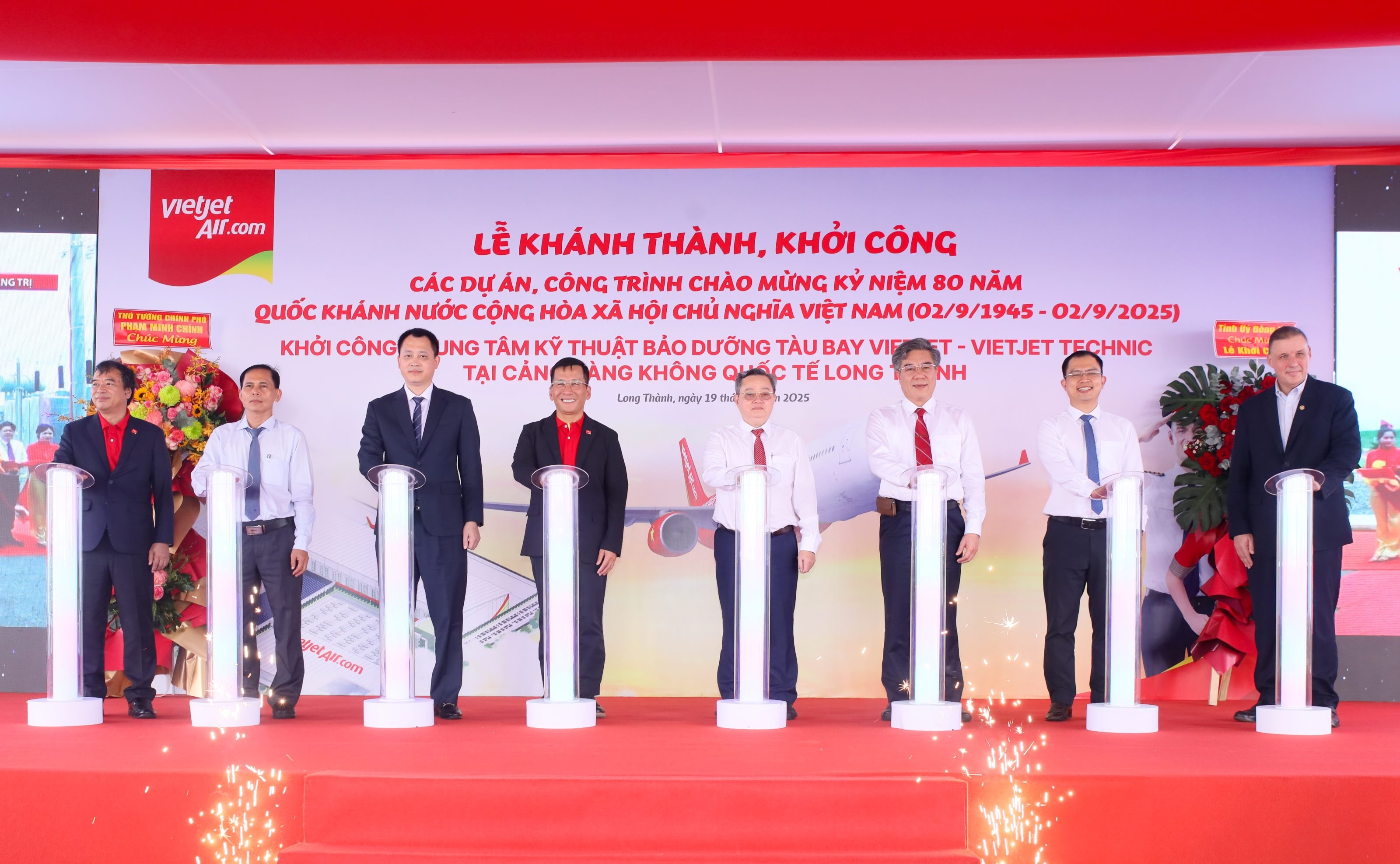 Hang hang khong Vietjet anh 3
