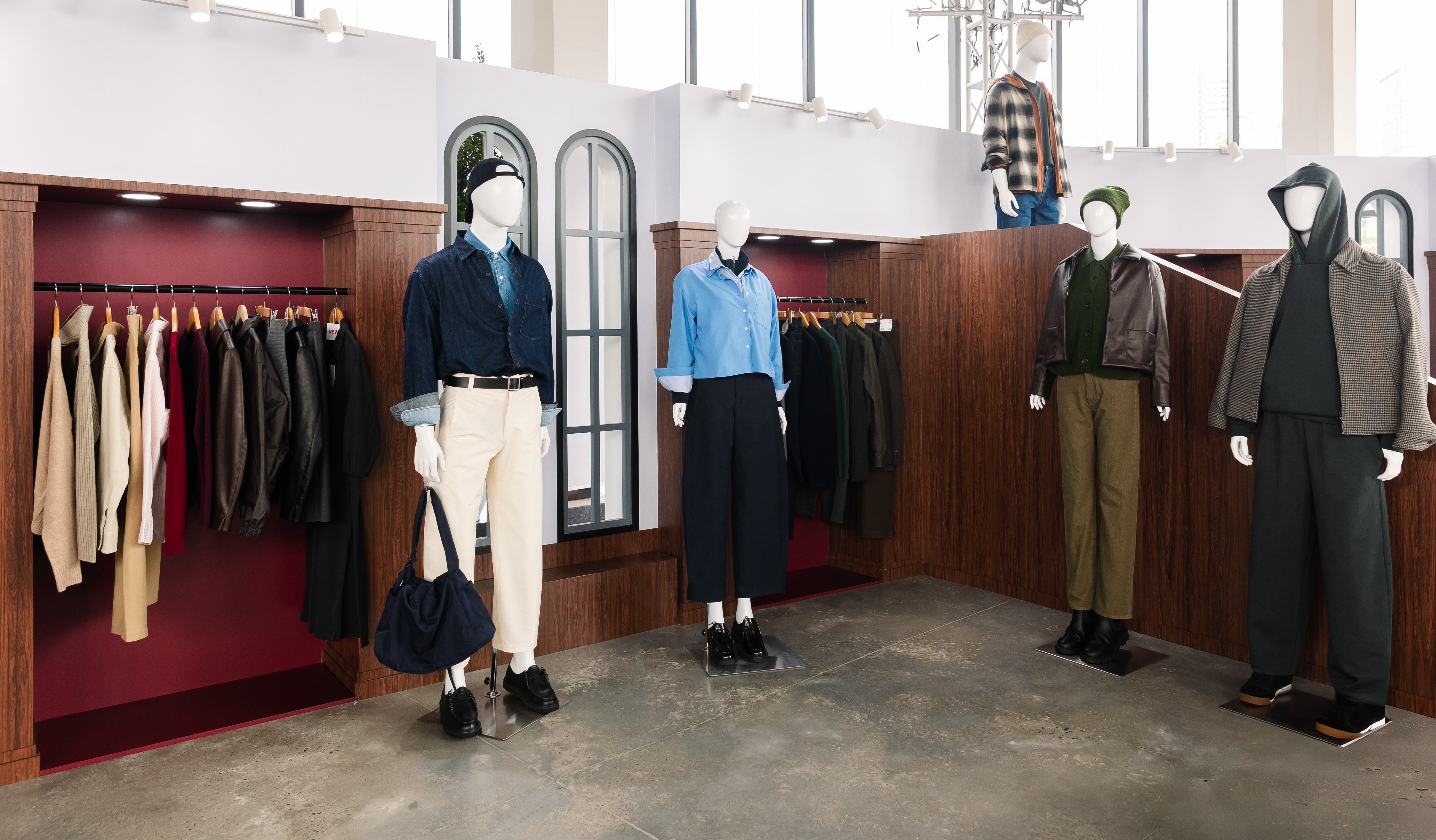 Uniqlo Thu Dong 2025 anh 1