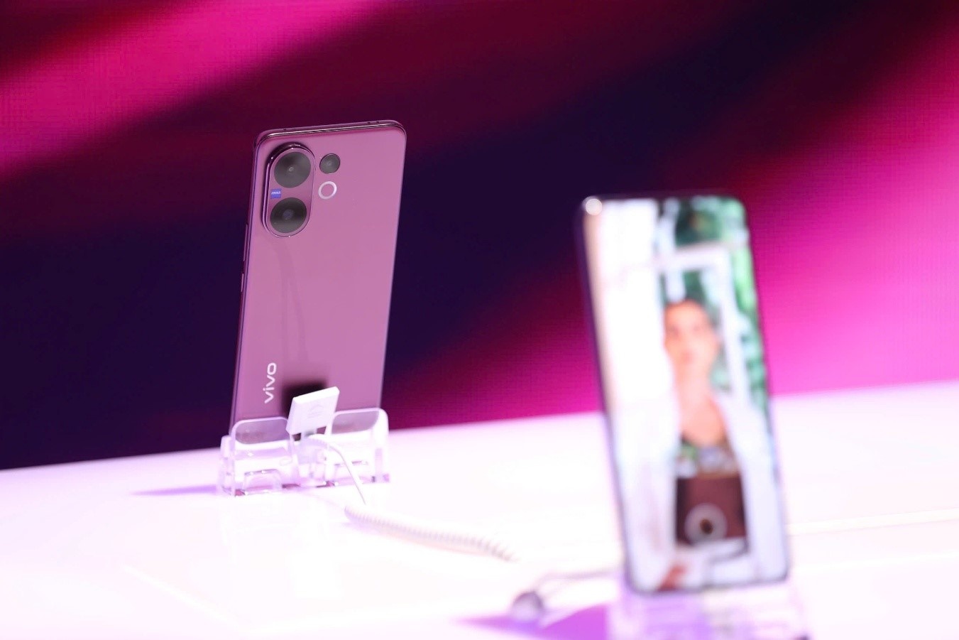 Vivo V60 5G anh 3