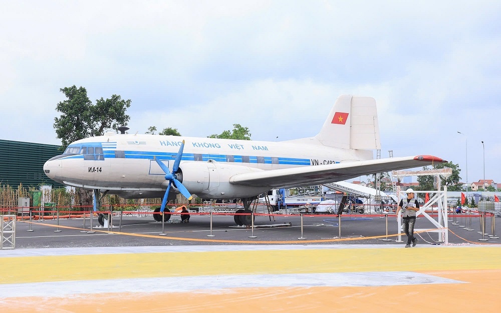 Vietnam Airlines anh 13