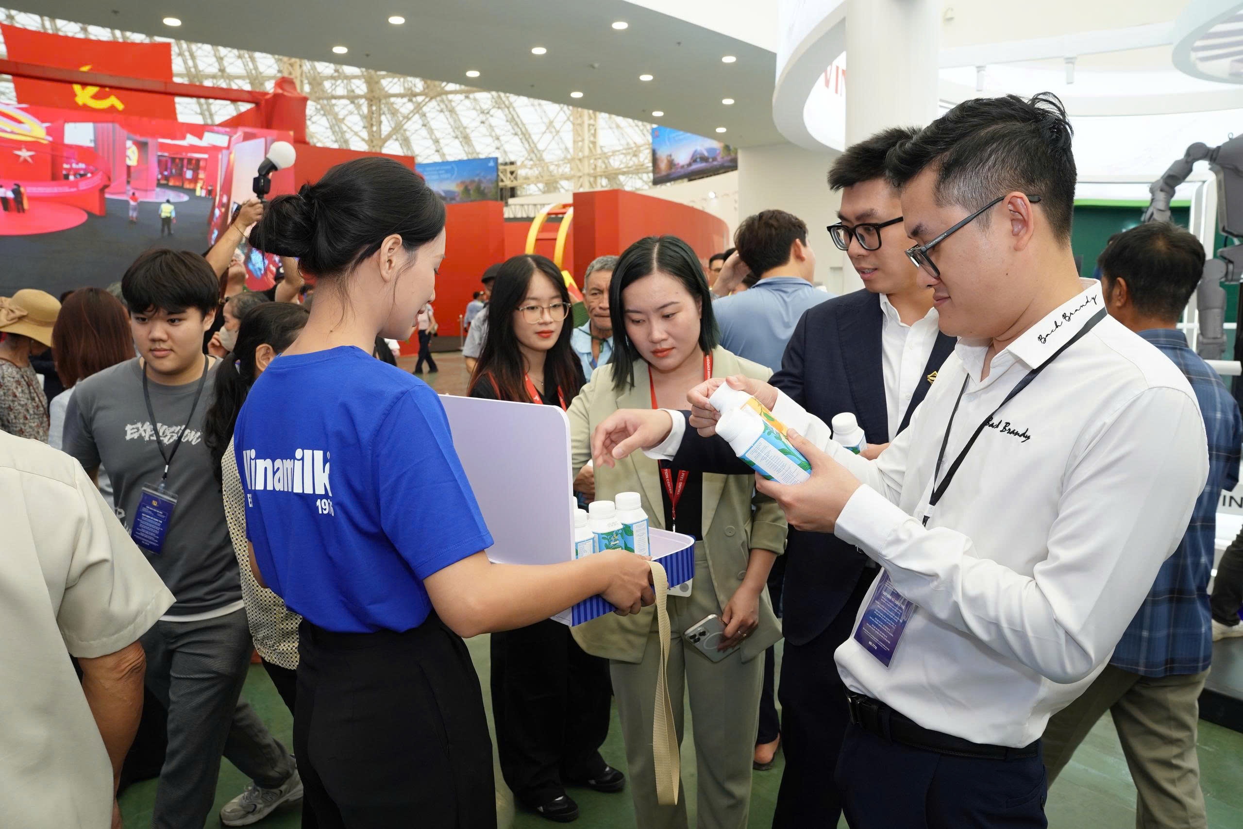 Vinamilk anh 4
