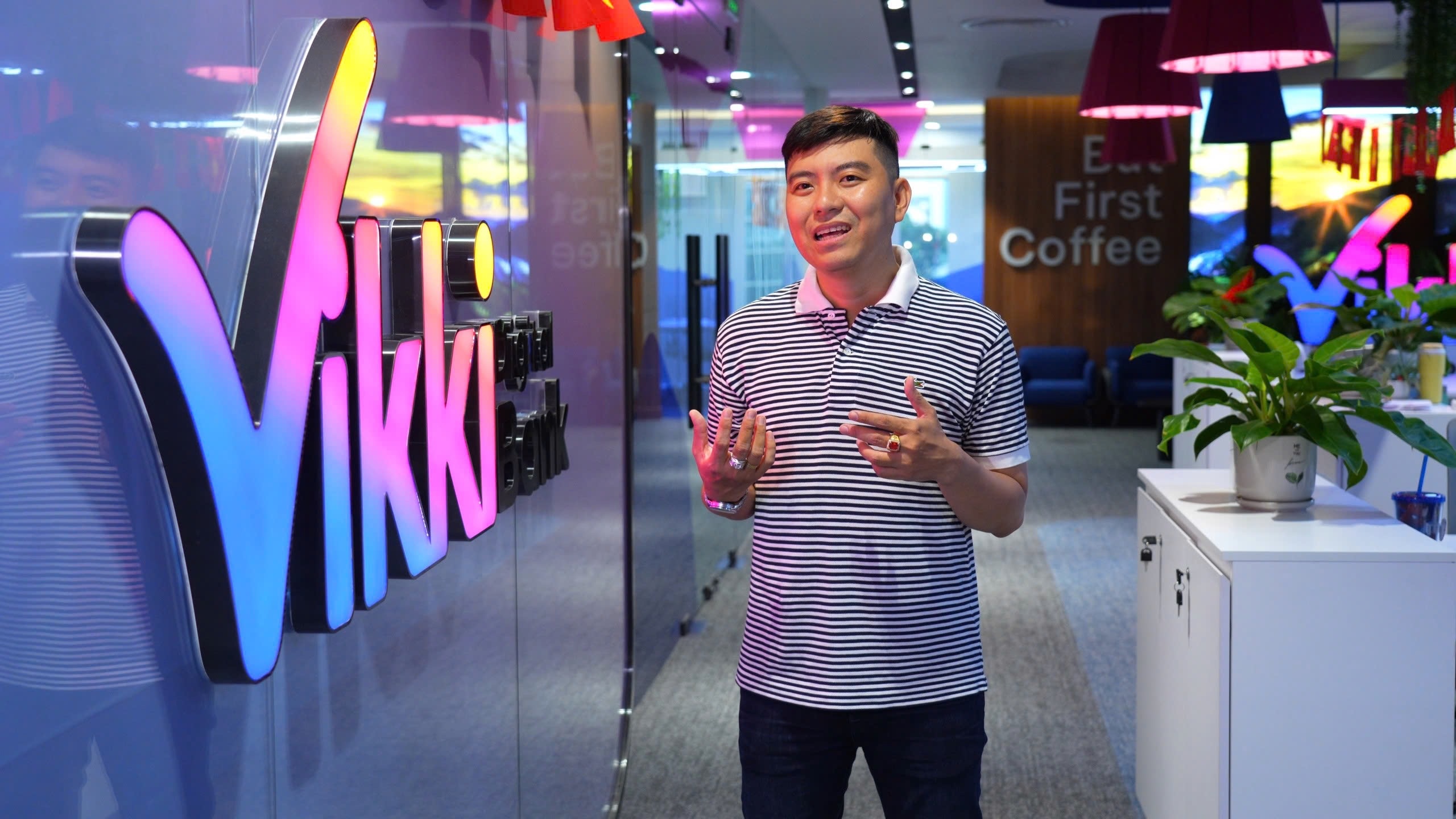 VikkiBank anh 2