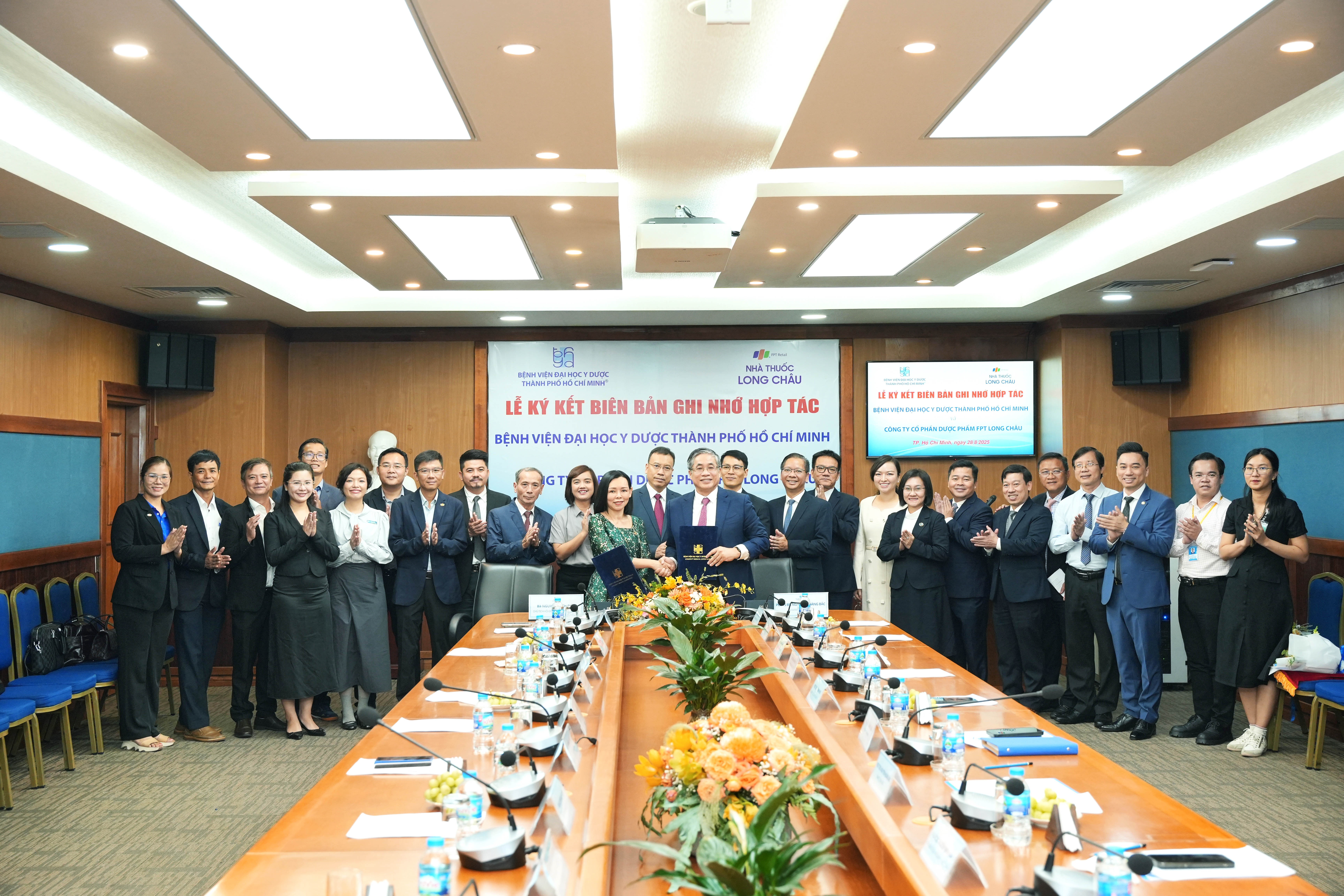 Long Chau anh 1