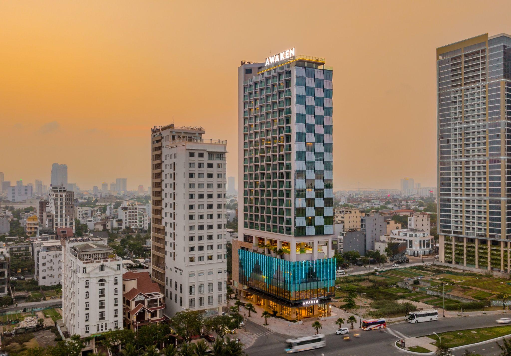 Awaken Danang anh 1