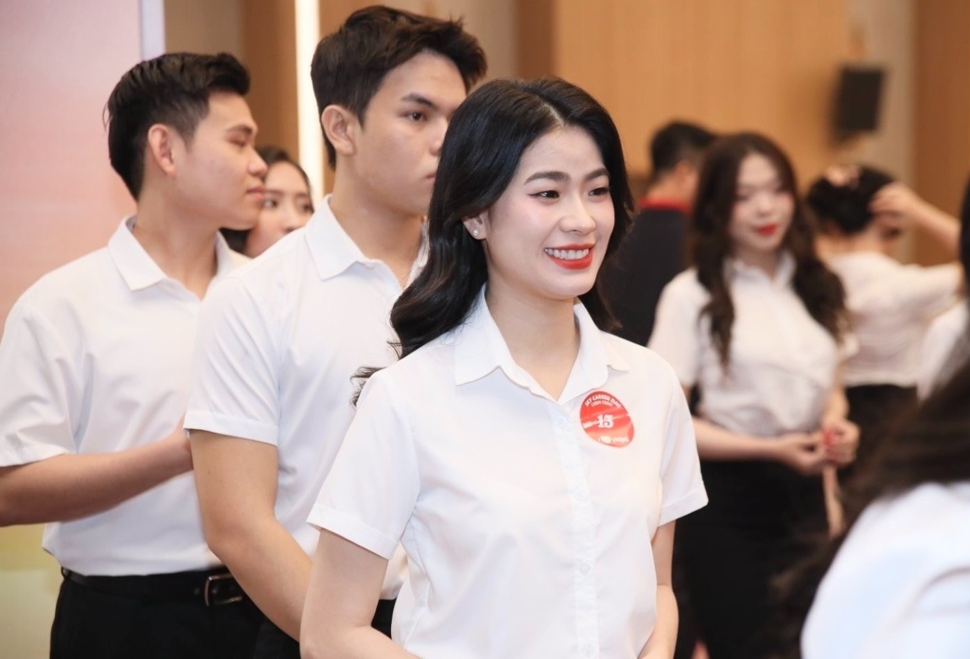 Gan 1.000 ung vien tham du su kien Vietjet Sky Career Day 2025 hinh anh
