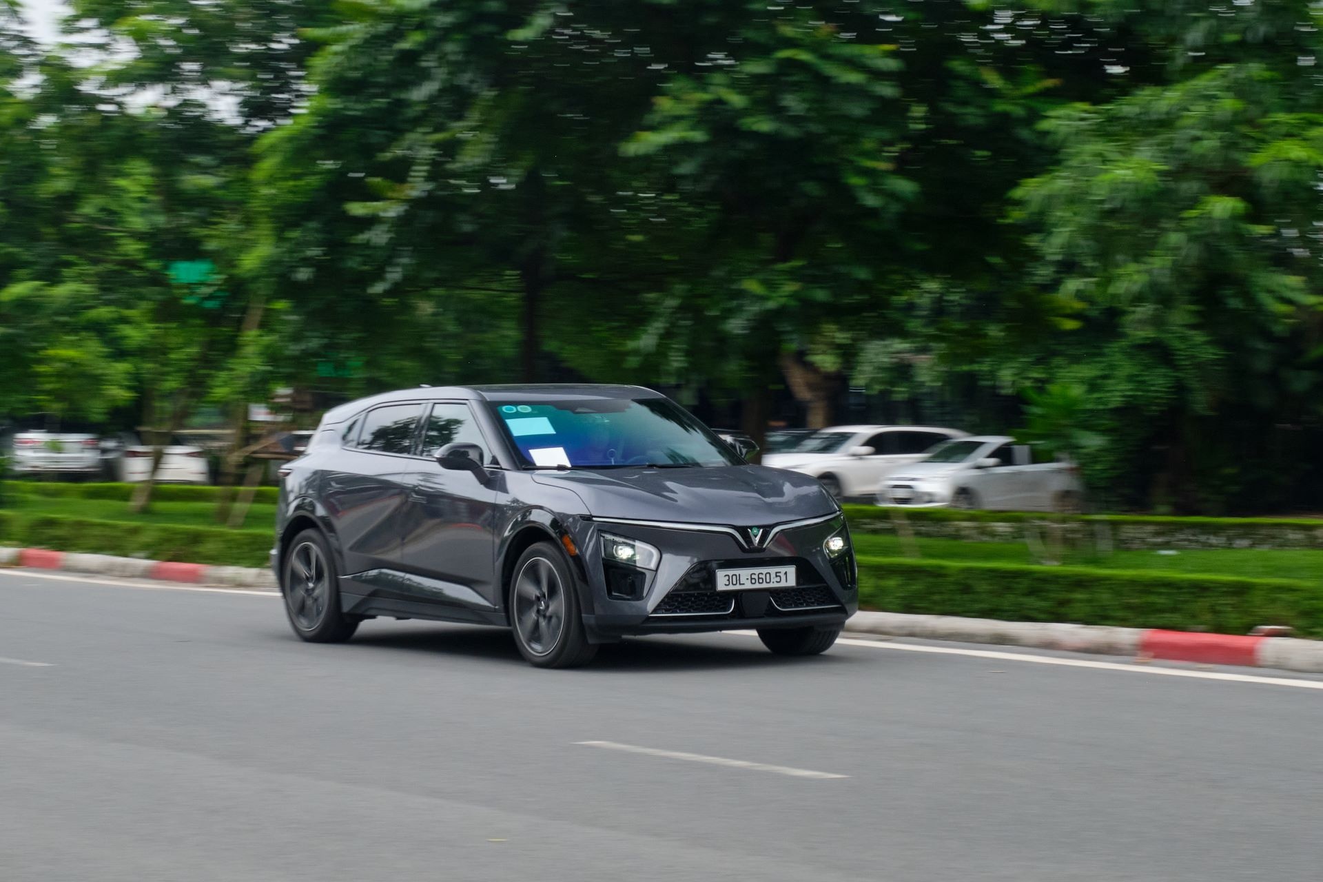 Xe dien VinFast anh 2