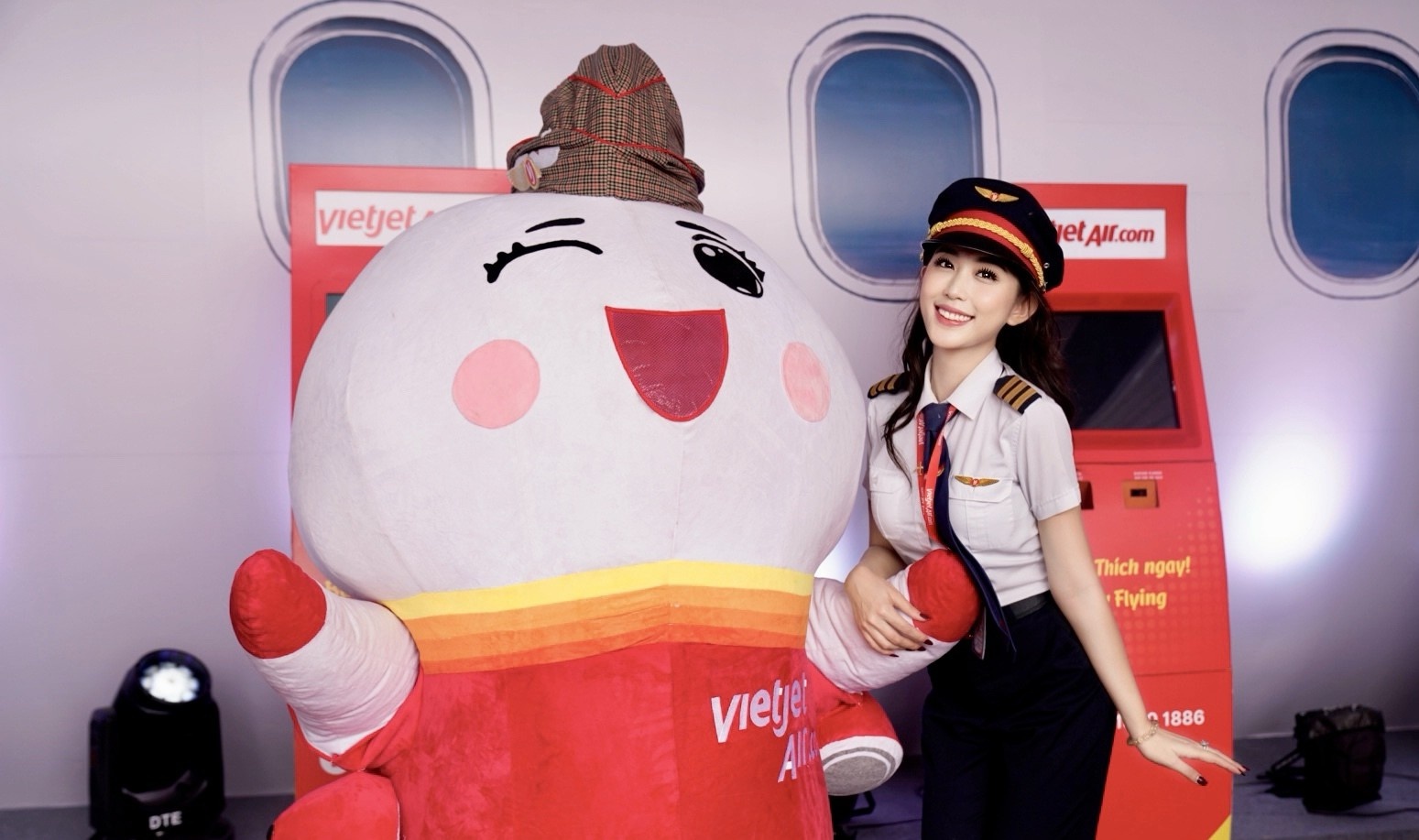 Vietjet anh 14