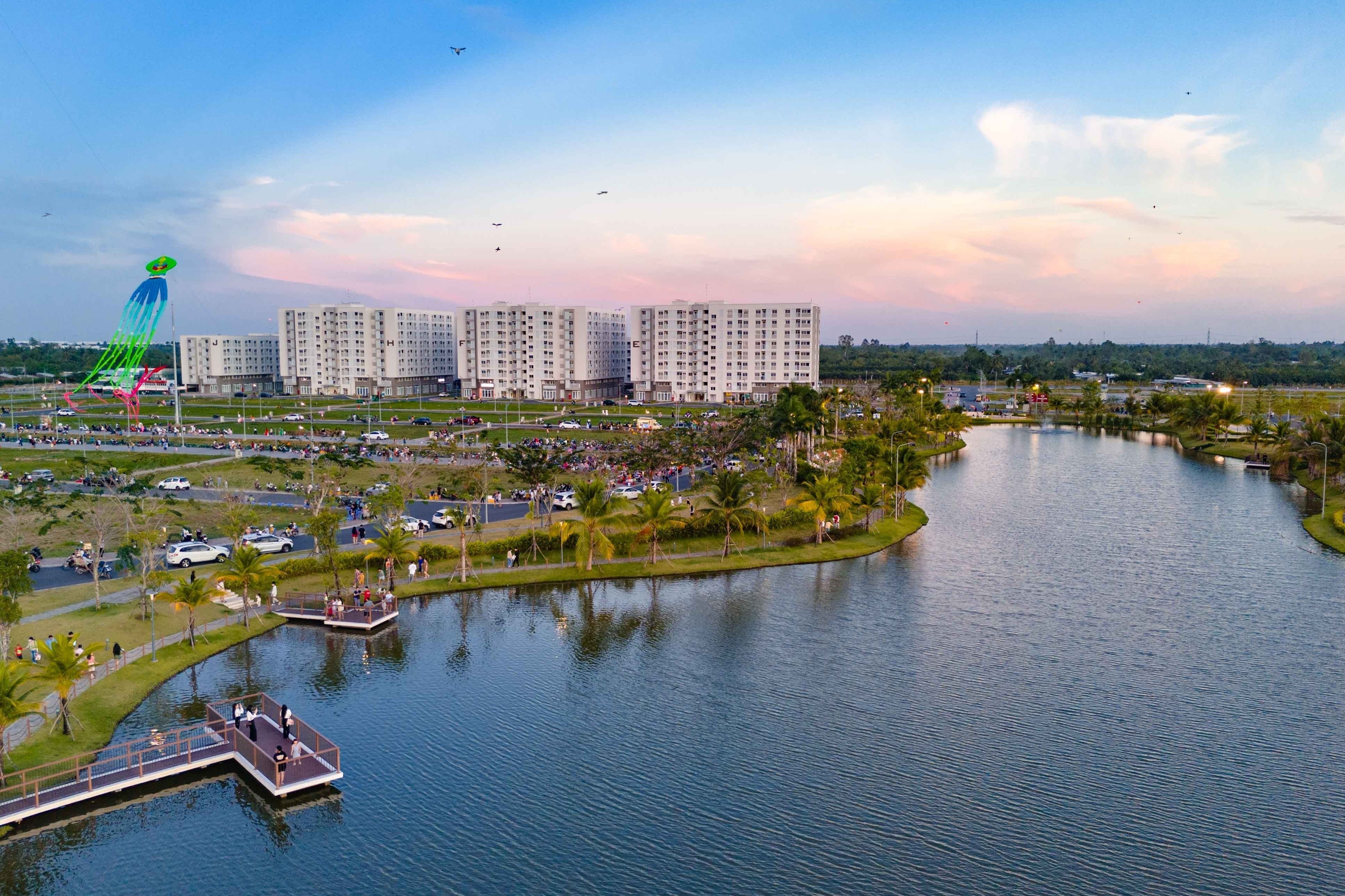 Nam Long II Central Lake dan nhip thi truong BDS Can Tho hinh anh