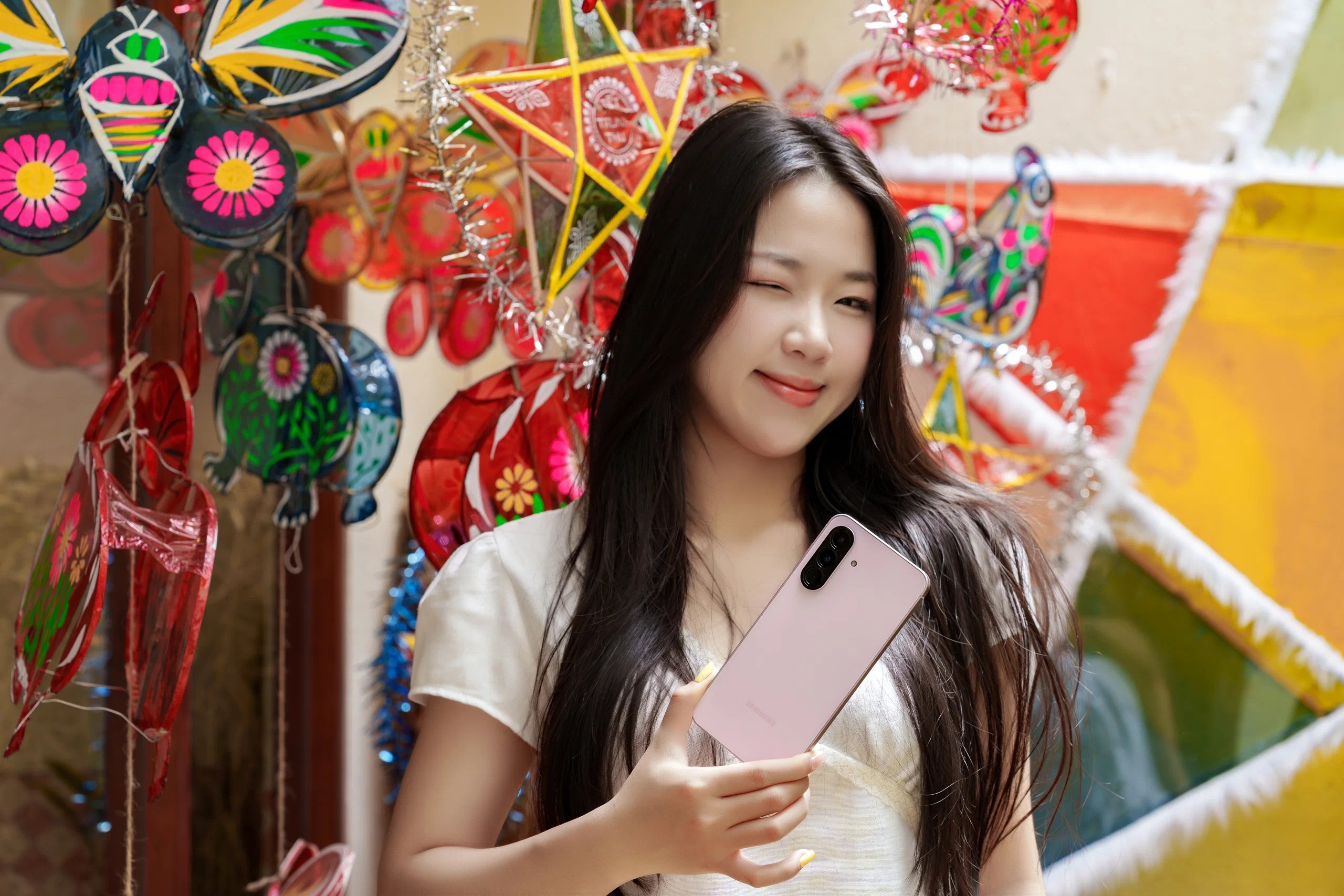 Cung Galaxy A56 5G tao nen ky niem kho quen mua Trung thu hinh anh