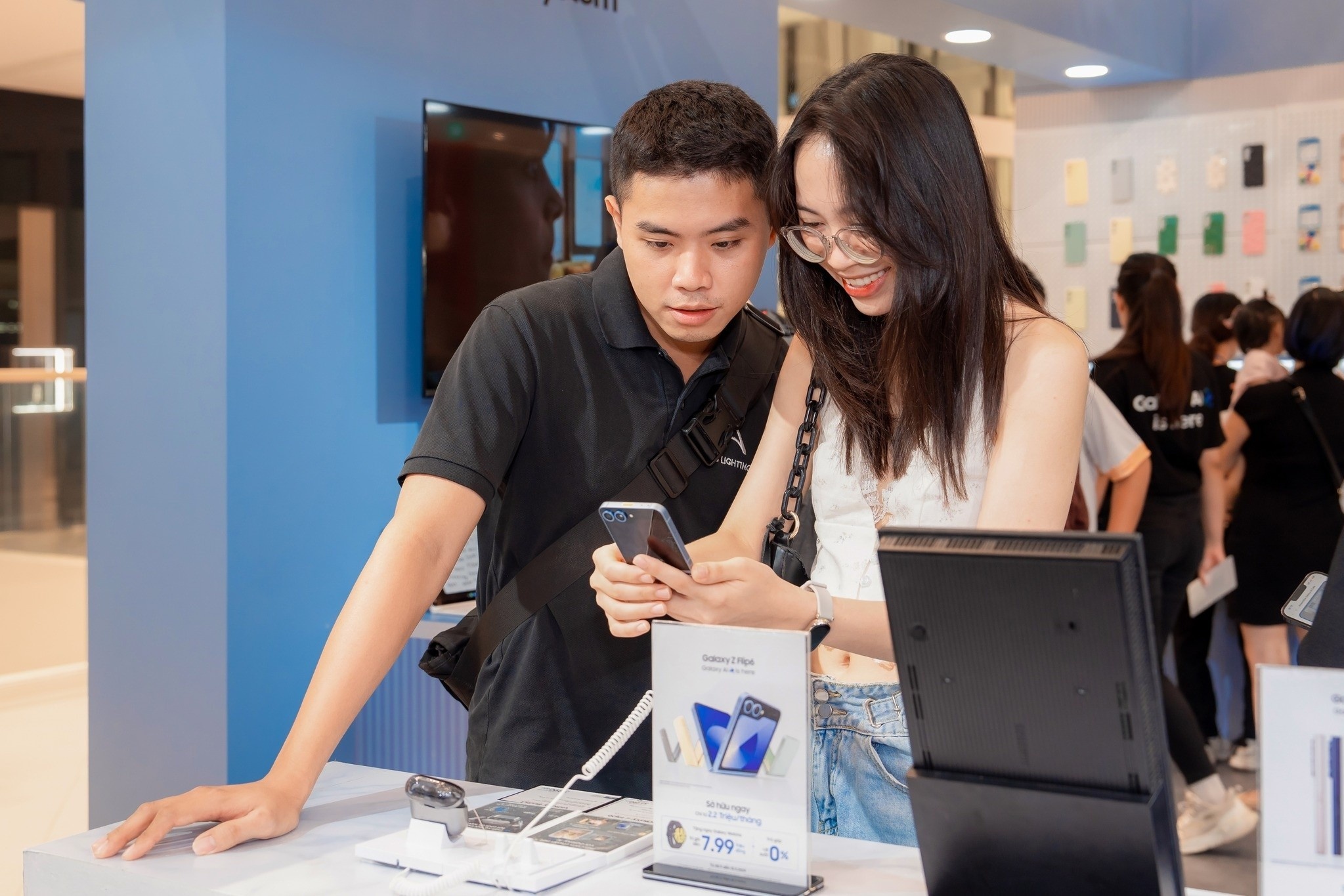 Nang cap ban than tren hanh trinh tim viec cung Galaxy AI va Gemini hinh anh