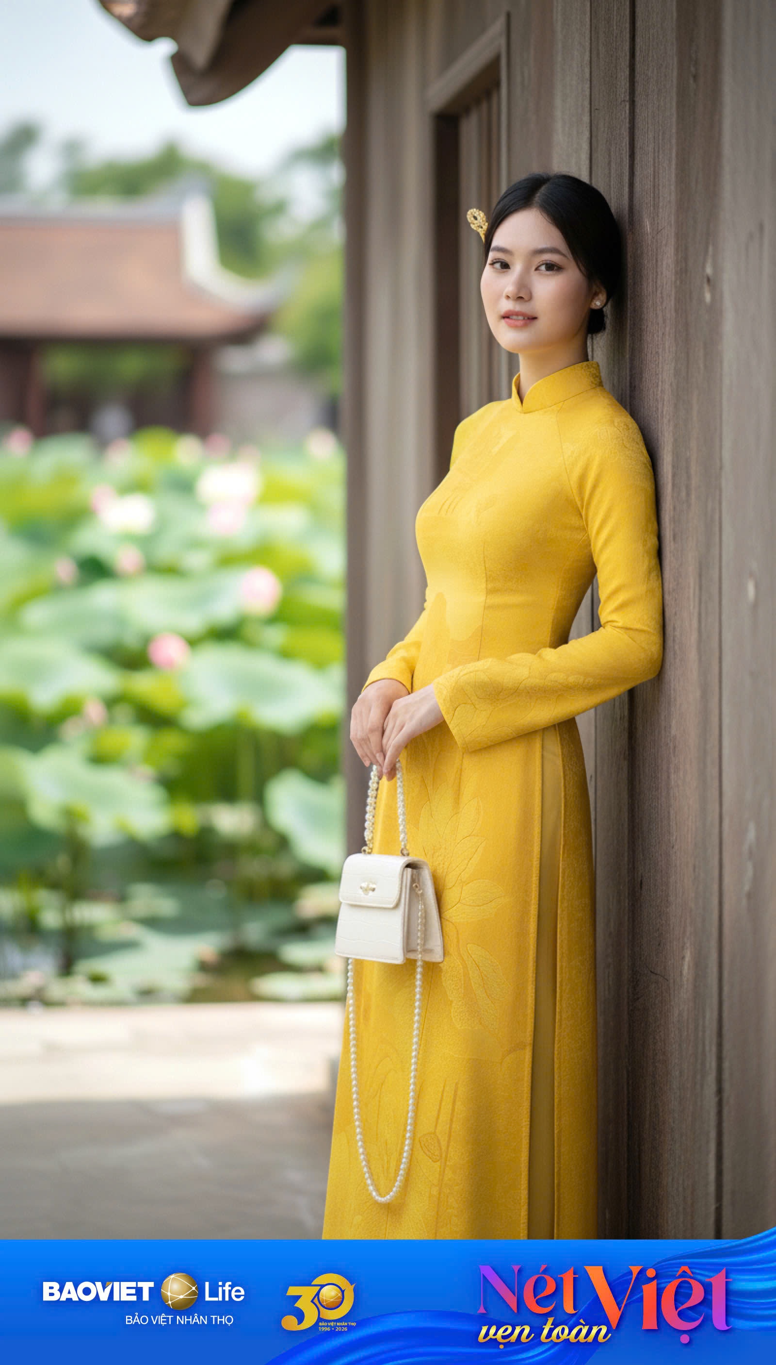 Bao Viet Nhan tho anh 1