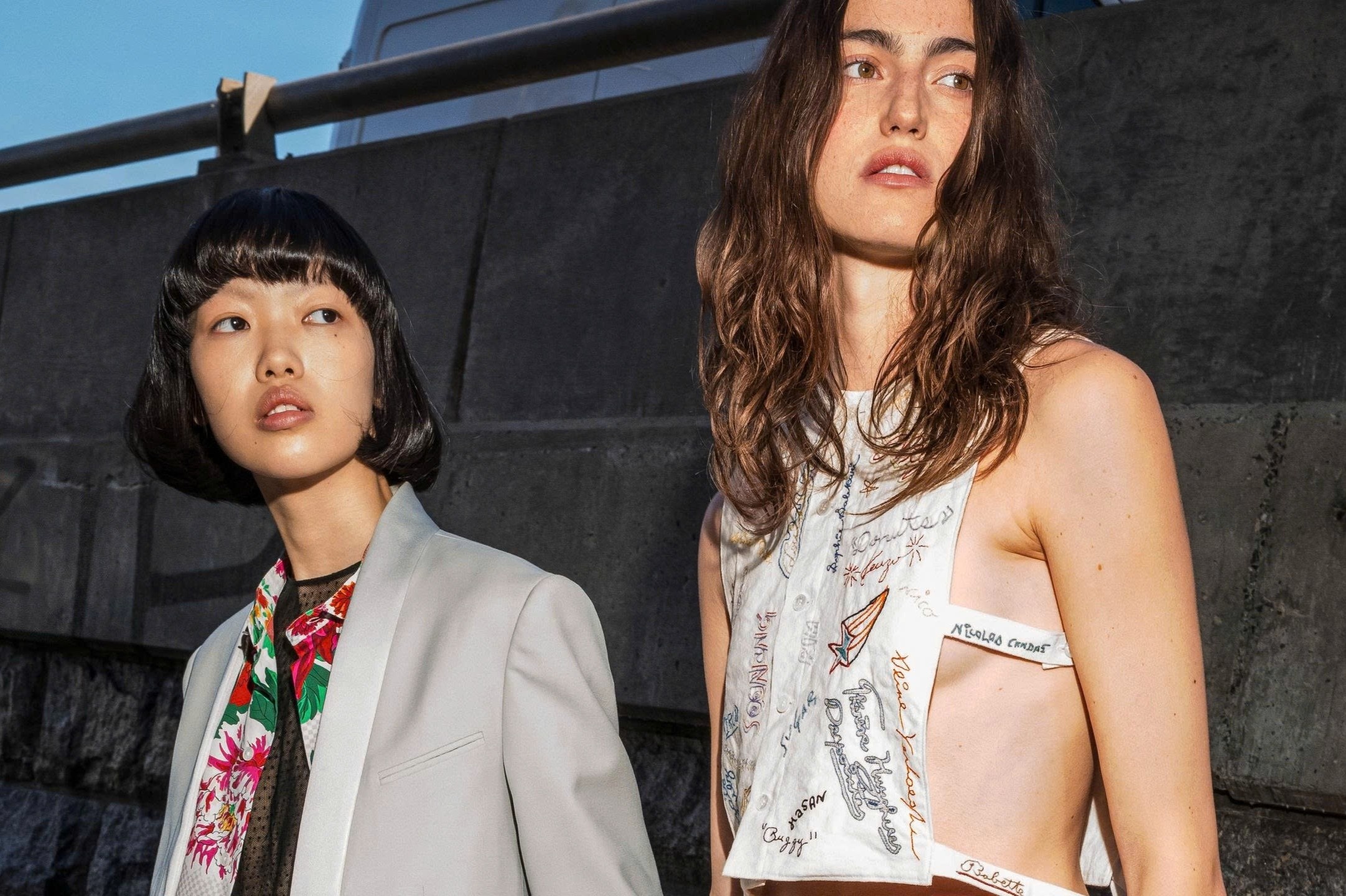 Kenzo Thu - Dong 2025: Mot thanh pho, trieu cach mac hinh anh