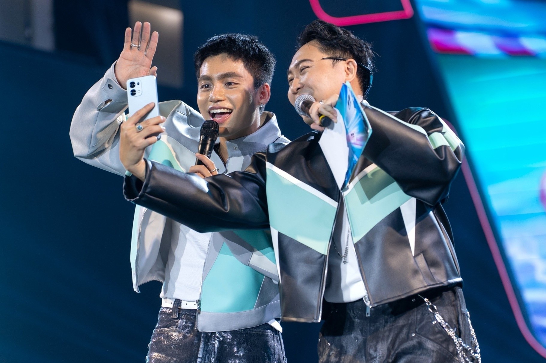 'Chien binh A-Ben' MONO dot chay nang luong cung Oppo A6 Pro series hinh anh