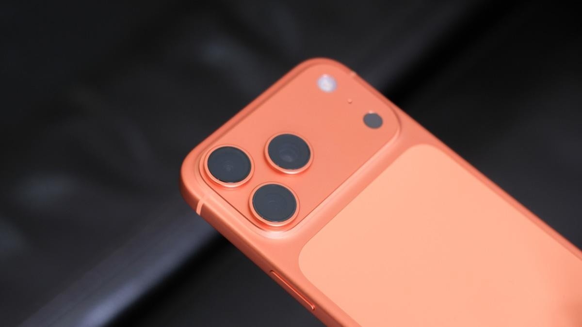 Gia iPhone 17 Pro Max moi va diem khac biet voi ban Pro hinh anh