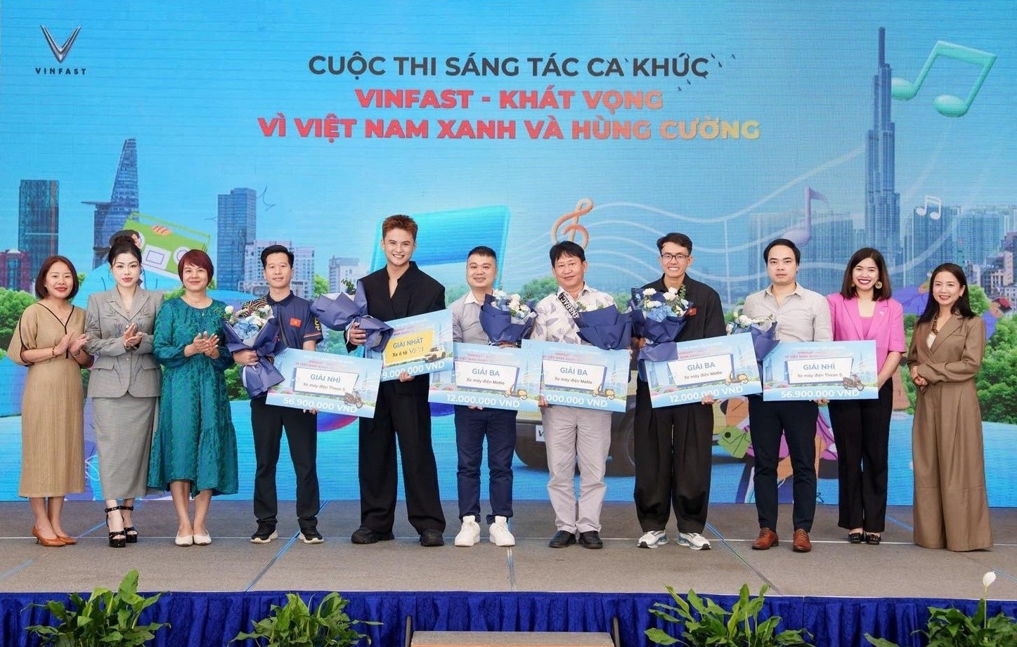 Xe dien VinFast anh 2