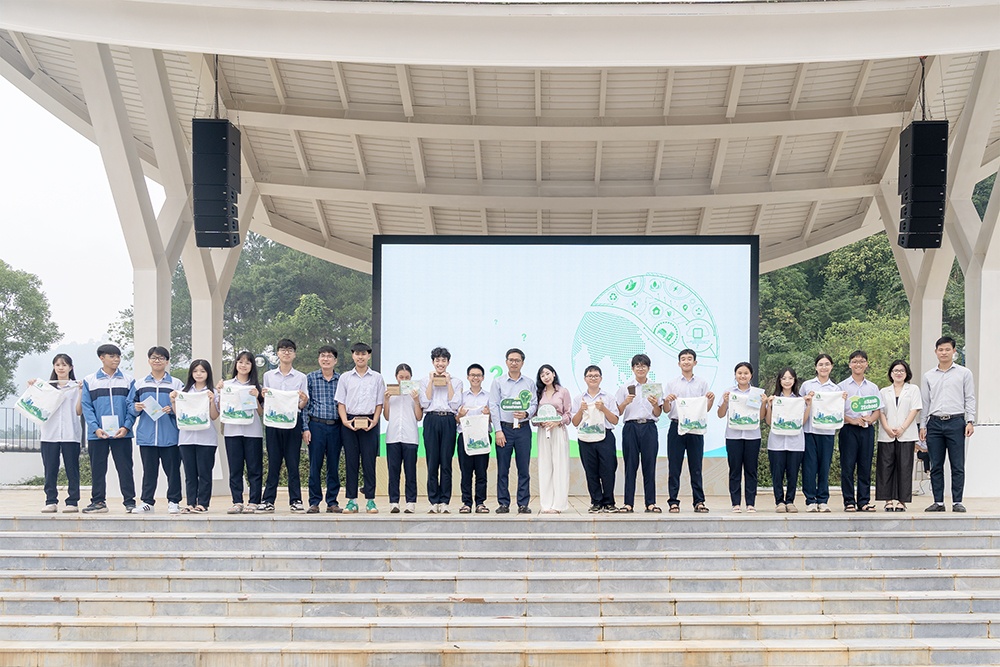 Vinschool anh 2
