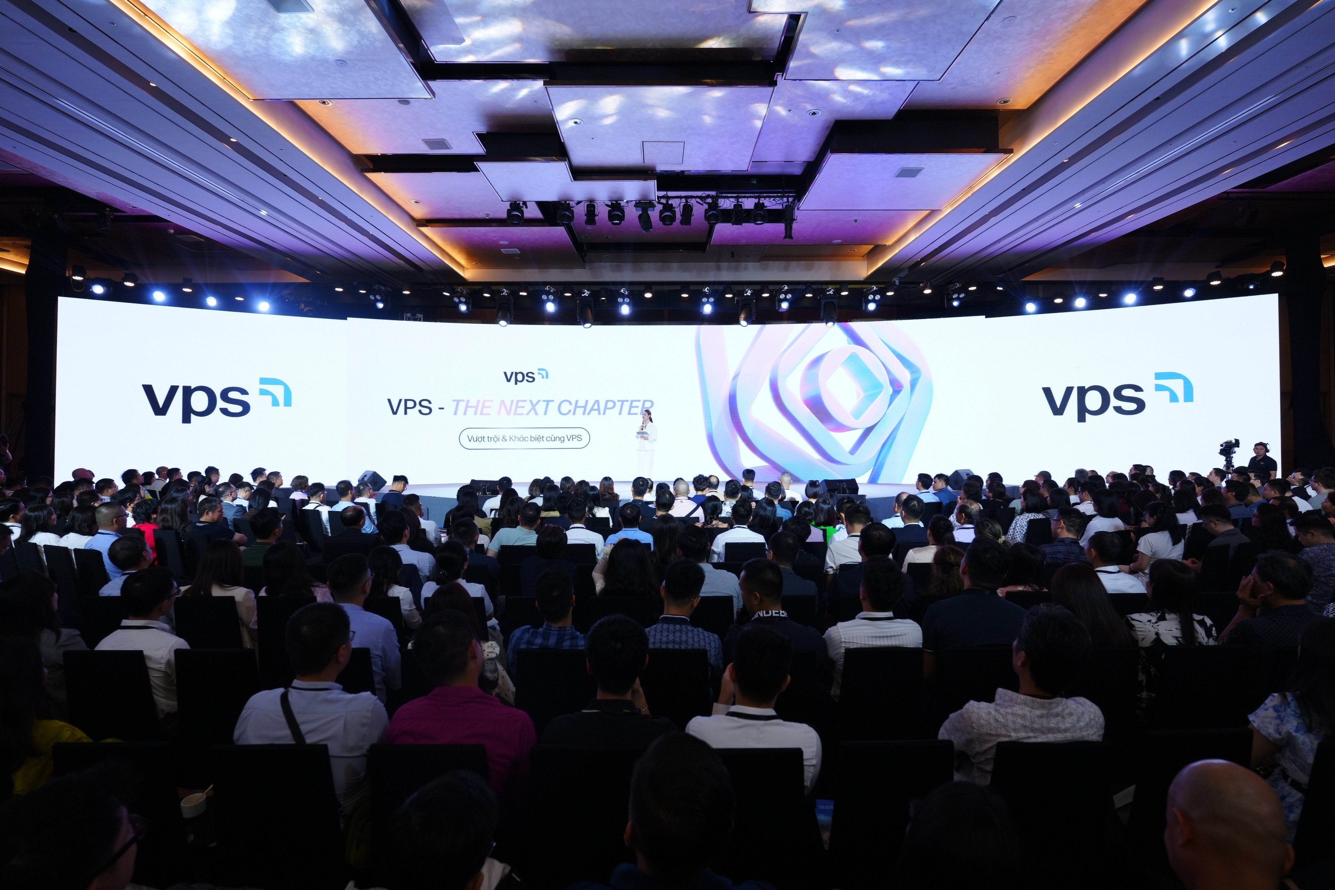 Co phieu VPS anh 1