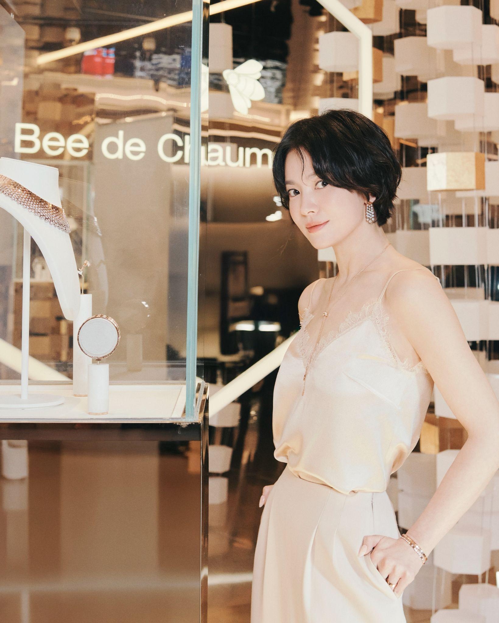 Soobin góp mặt cùng Song Hye Kyo, Winter, RIIZE tại 'Tổ ong Chaumet'