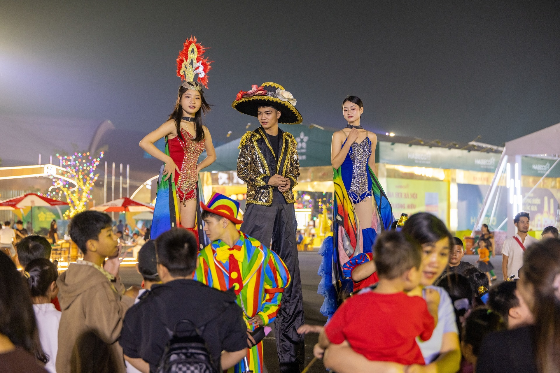 Hội chợ Mùa thu 2025 ảnh 7 Hoi cho Mua thu 2025 anh 7