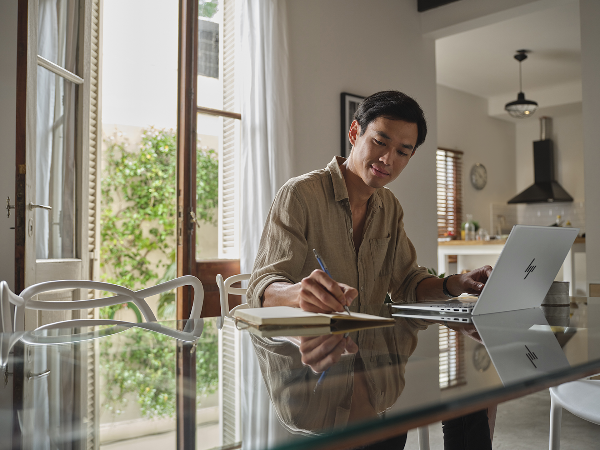 HP OmniBook ảnh 2 HP OmniBook anh 2