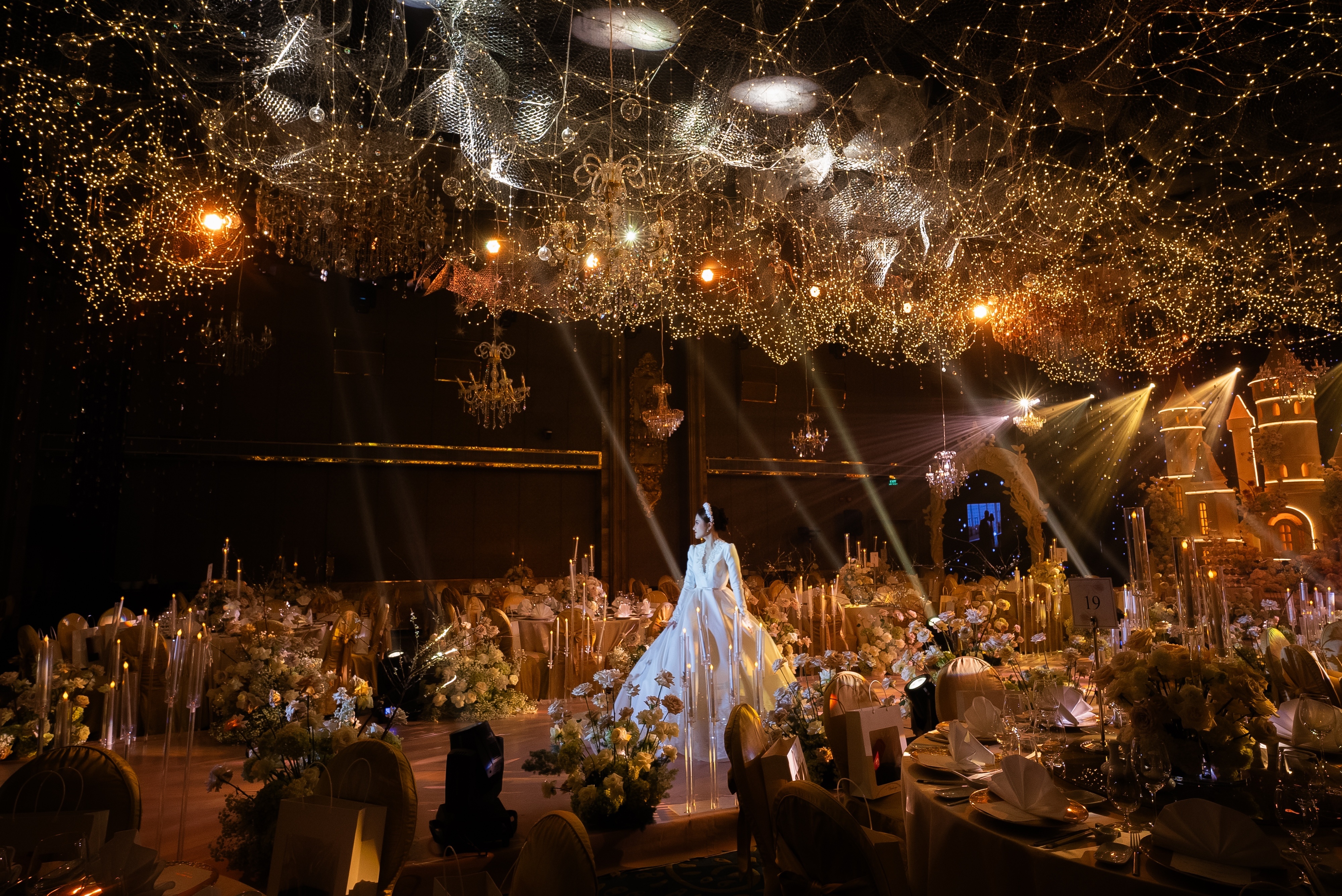 The Reverie Saigon anh 1