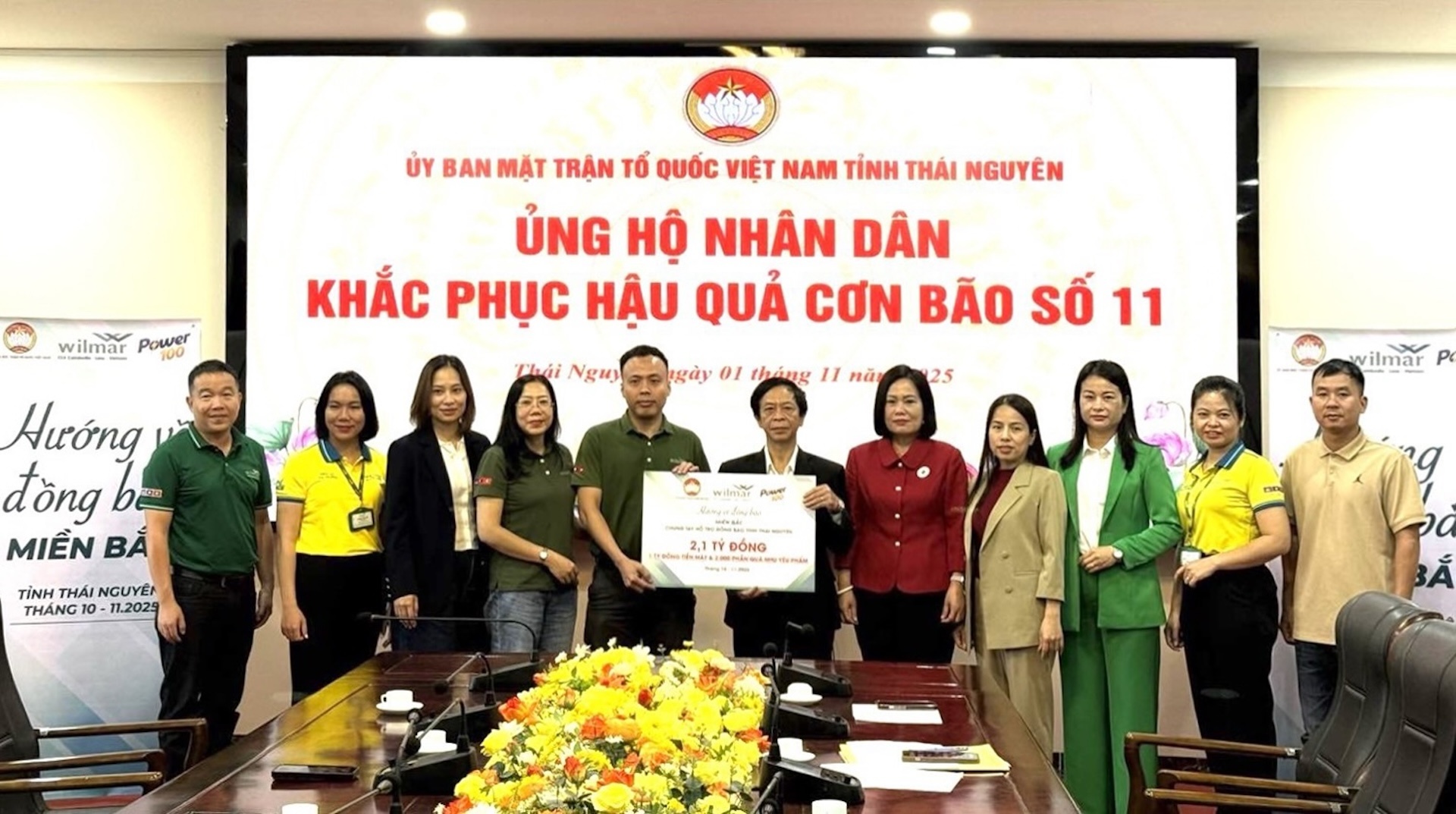 Wilmar CLV ho tro mien Bac va mien Trung khac phuc hau qua sau bao lu hinh anh