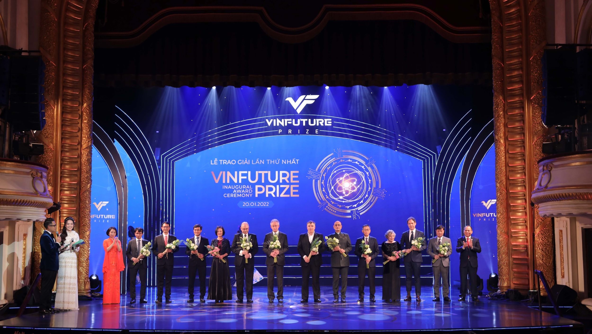 VinFuture mua dau tien, Viet Nam tao ky tich giua dai dich Covid-19 hinh anh