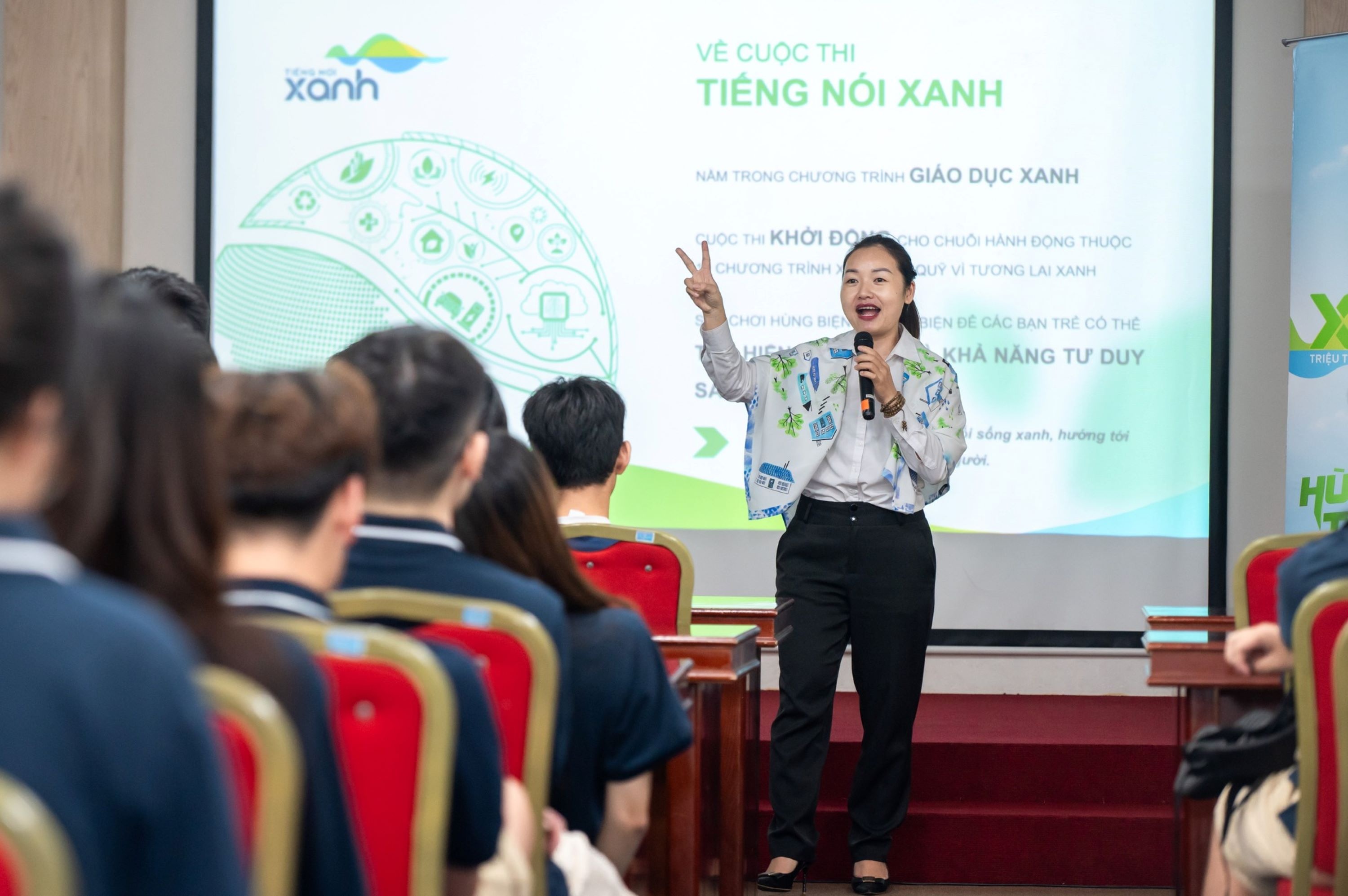 'Tieng noi xanh' mua 3 thu hut hon 1.800 bai thi den tu 34 tinh thanh hinh anh