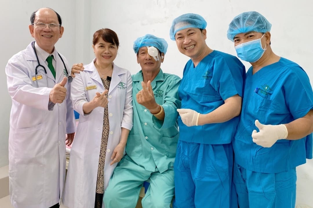 Benh vien mat Sai Gon Dong Thap can moc 10.000 ca mo Phaco khong dau hinh anh