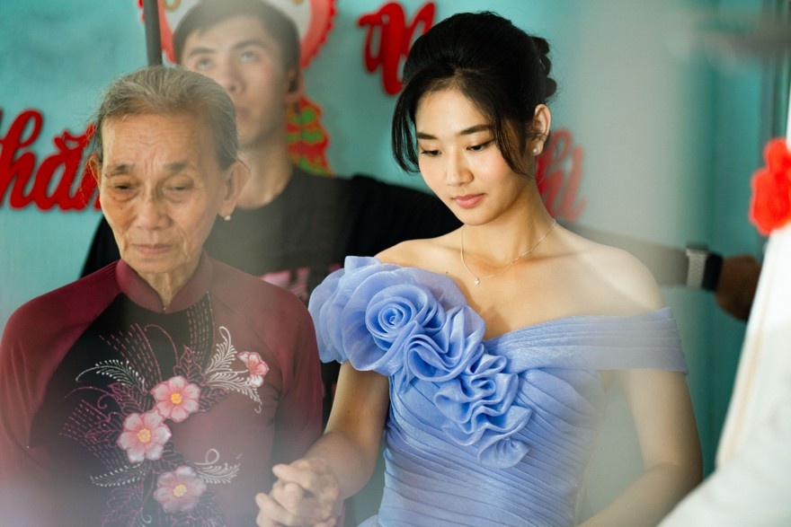 Cuoi vo cho cha anh 4