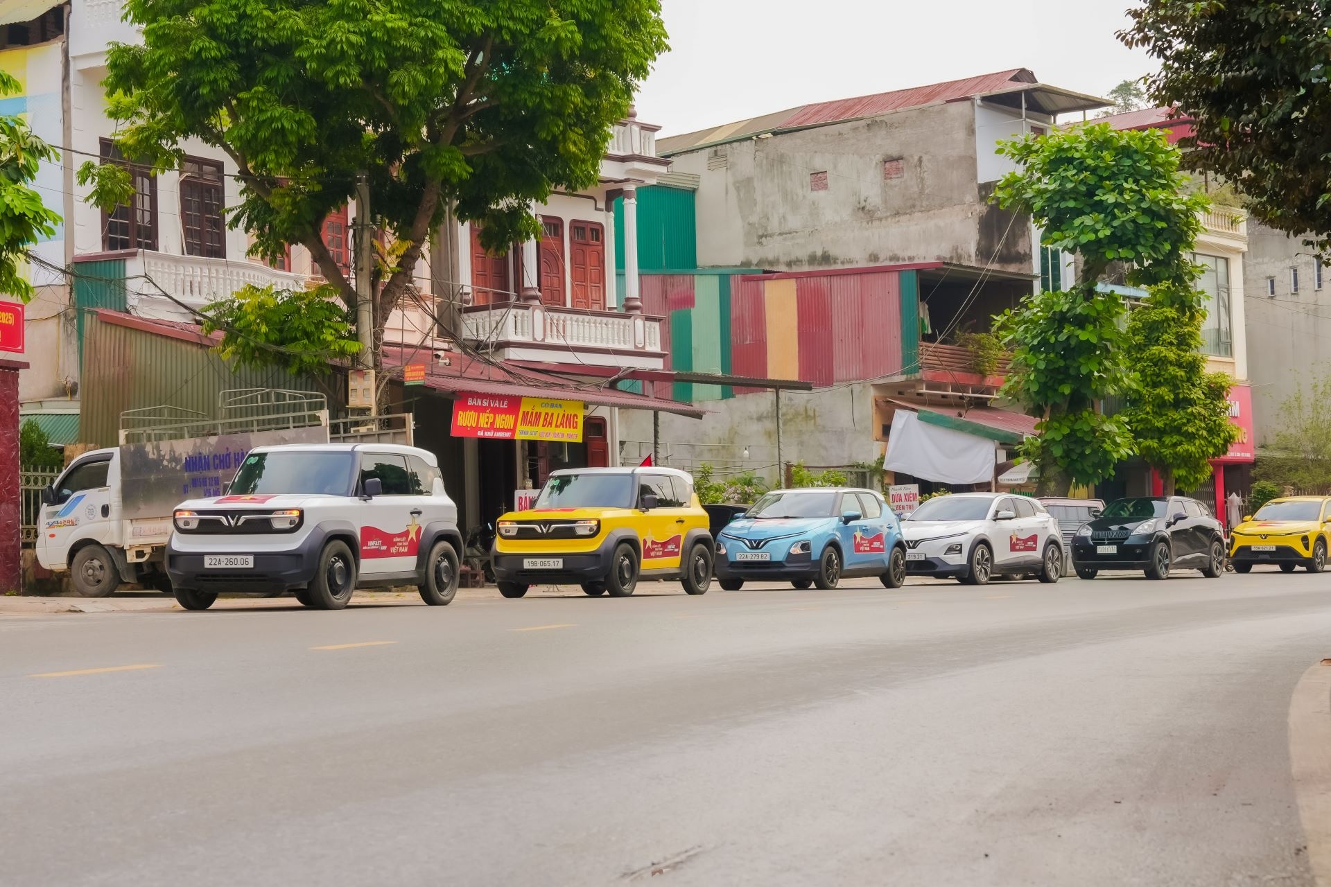 Xe dien VinFast anh 2